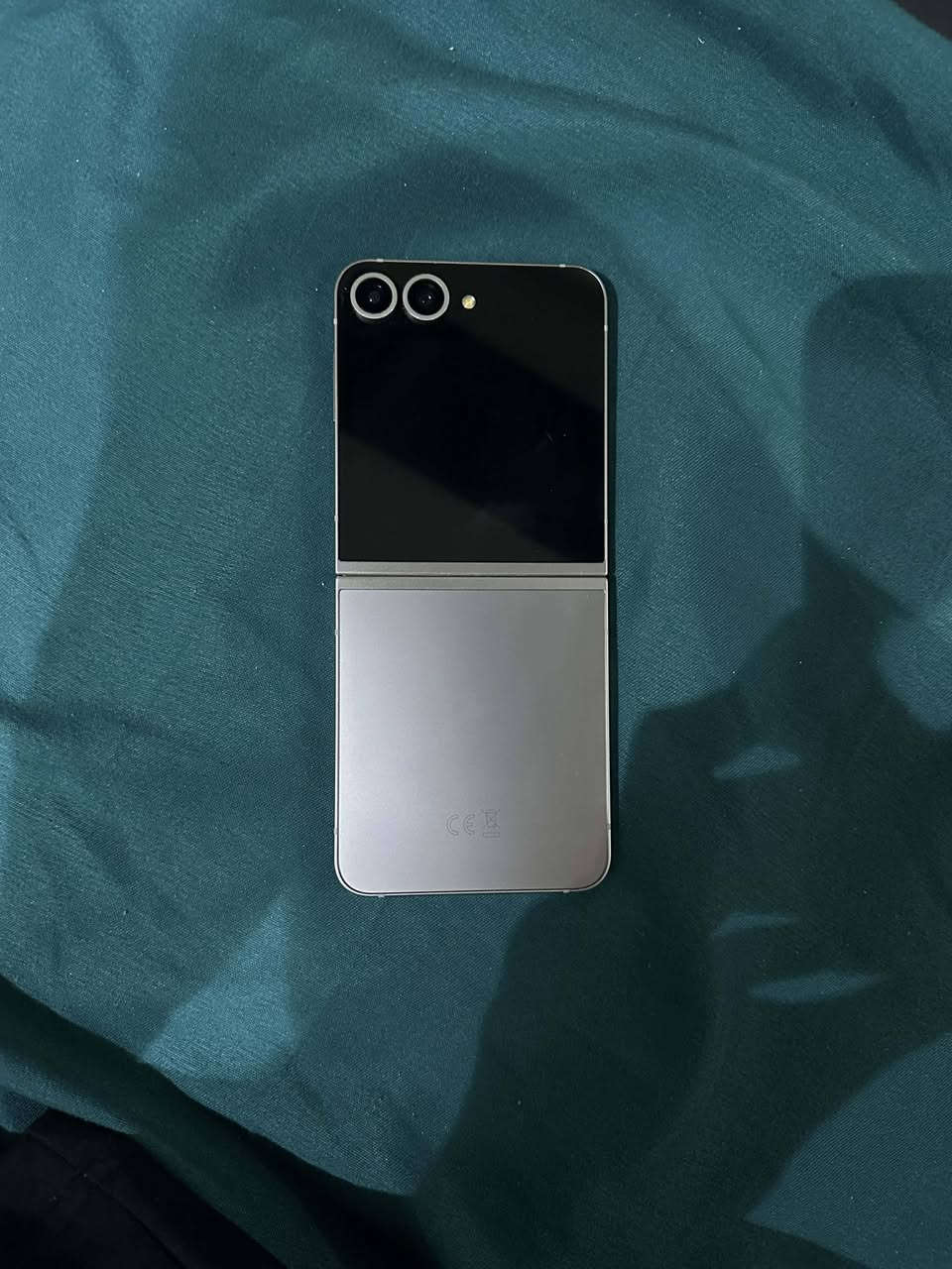 سامسونج زت فلب 6 نضيف ذاكرة 256 مابي مشاكل اريد ابيعة او اراوسة السعر 525 مكاني بغداد


**إذا كنت صاحب هذا الإعلان وتريد حذفه لأي سبب، رجاءا أرسل رسالة إلى الدعم الفني**