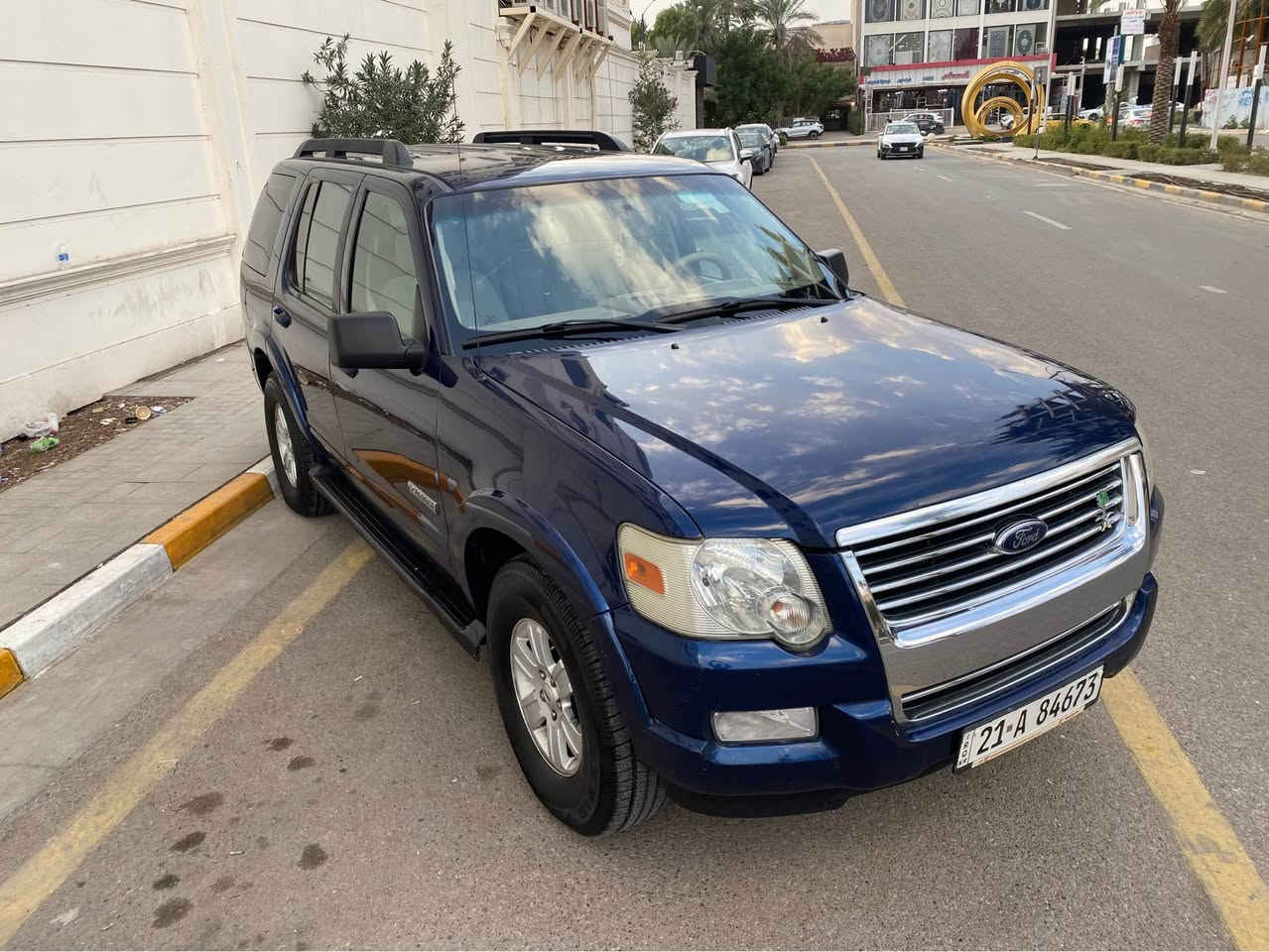 السلام عليكم 
للبيع فورد اكسبلورر 2008  كلين بدون صبغ او تبديل 
مكينه سته سلندر كير ومكينه مكفولات 
خمسه راكب قطعتين تبريد 
شاشه وكامره خلفيه 
تحكمات ستيرن 
كشن سايق كهرباء
تخم تايرات جدد كهربائياتها كلها شغاله 
السياره نظيفه وترايها كلش حلو 
رقم سليمانيه الدولي 
السعر 10500$ وبيها مجال بسيط 
مكاني بغداد
*********** بغداد, العراق
