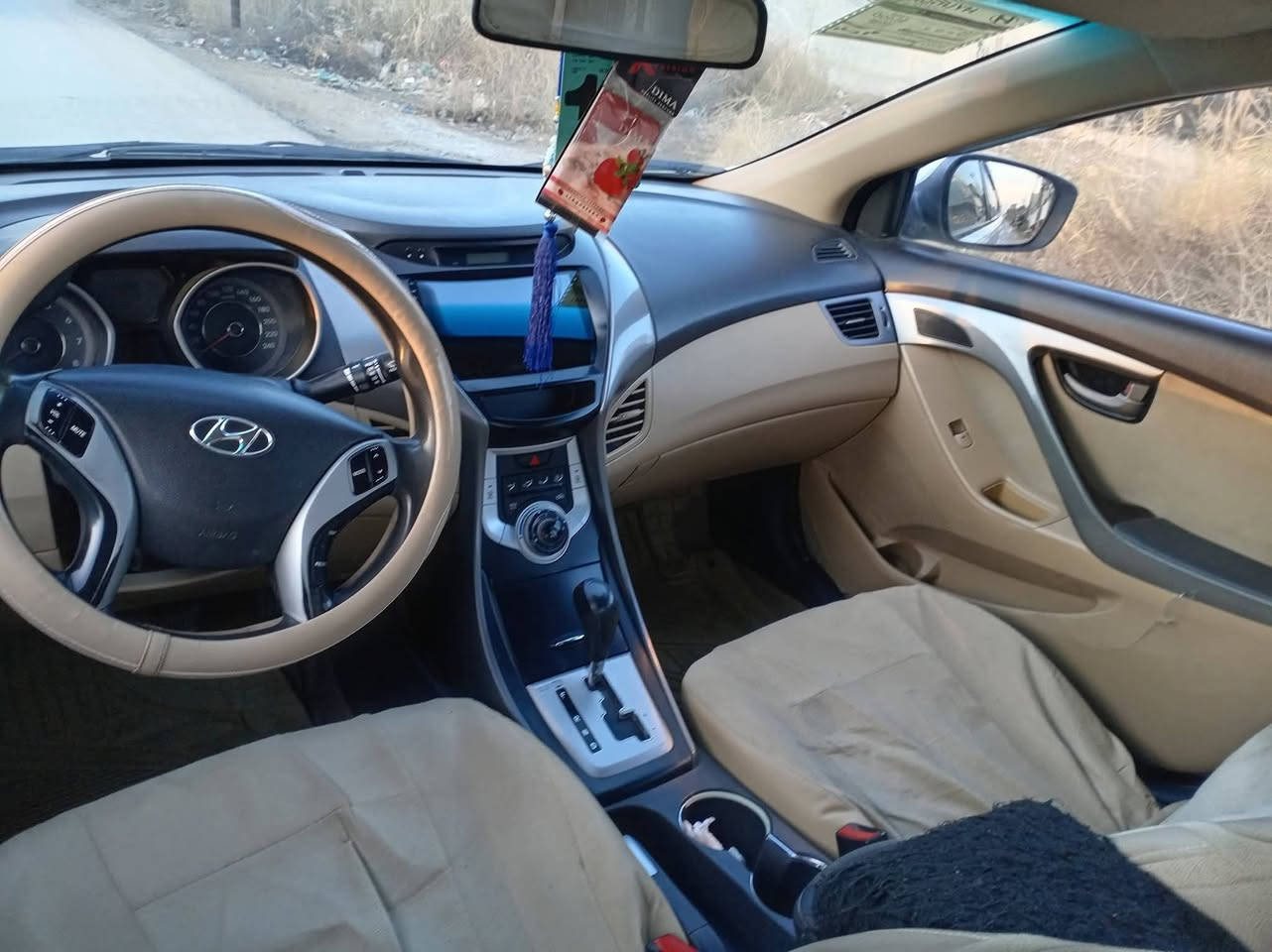 السلام عليكم للبيع النتره موديل ٢٠١٢ خليجي كفاله عامه عدا بيها ربع بنيد صبغ فقط مكفوله من تبديل و ضربه و كص محرك ٢٠٠٠ دوش لا صرف ولا تبخير رقم سليمانيه تحويل مباشر صدر امامي خلفي جدد نضافه فول للتواصل على الرقم ***********
