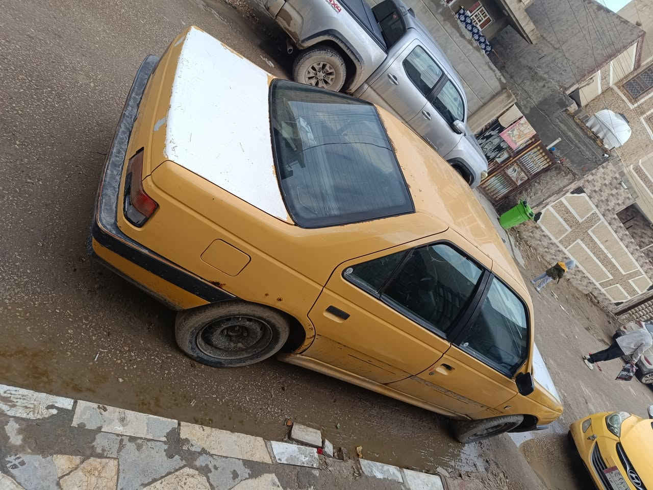 بيجو 405 2011
سيارة شغالة عوزها ترتيب 

رقمها صدامي 

سعرها 12 ورقة

***********
