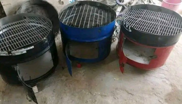 شوايه عمل كلش حلوه تعمل على الفحم او الخشب سعر الكبيره 65 سعر الصغيره 35
حله مركز المدينه يوجد توصيل


**إذا كنت صاحب هذا الإعلان وتريد حذفه لأي سبب، رجاءا أرسل رسالة إلى الدعم الفني**