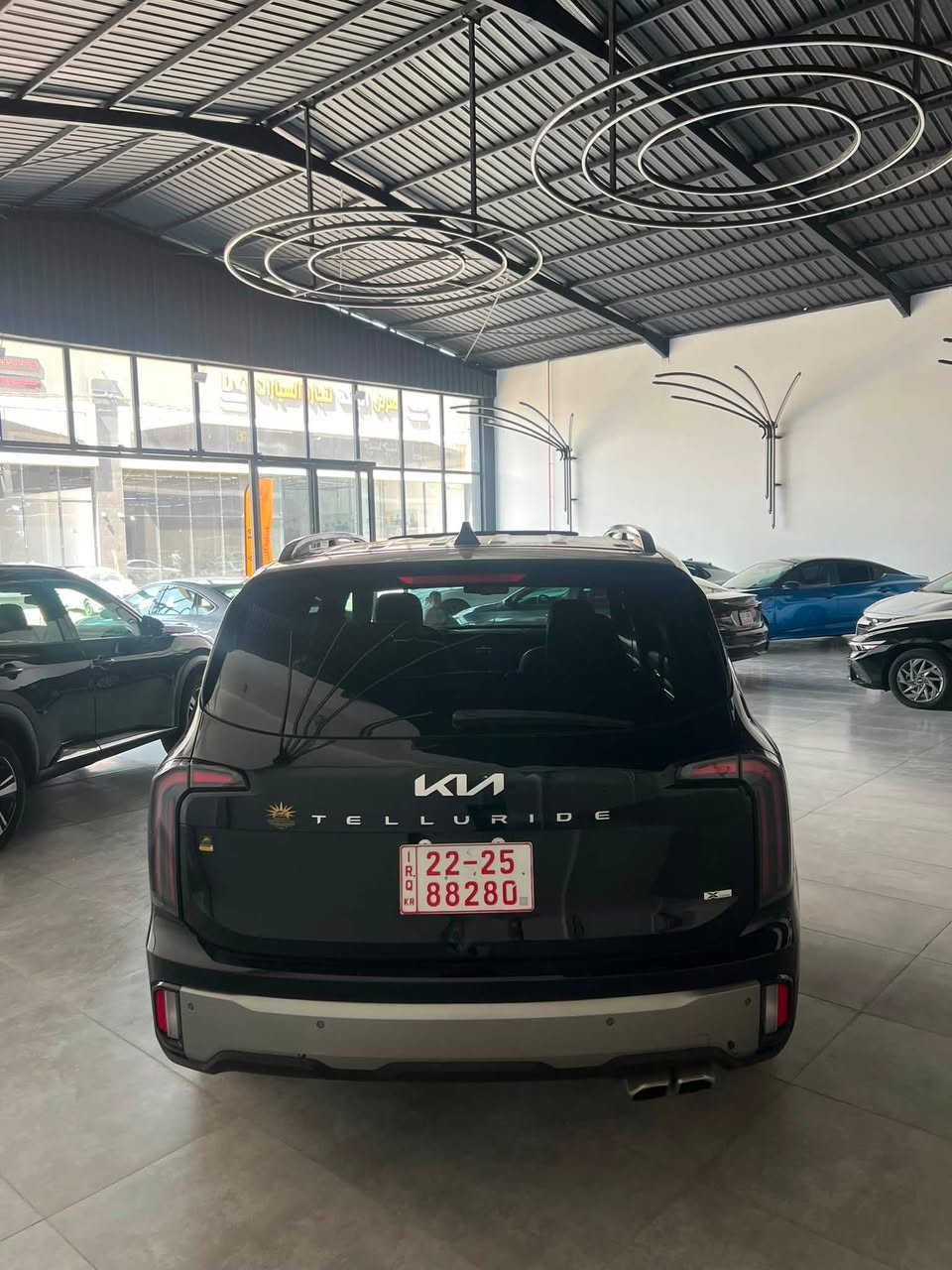Kia Telluride 2023 EX 

مواصفات
الكاميرا الخلفية
التحكم على المنحدرات
مستشعر وقوف
تدفئة المقاعد
تبريد المقاعد
فتحة السقف
مسند الذراع
مثبت السرعة
مرايا جانبية كهربائية
نوافذ كهربائية
حساس المطر
نظام المفتاح الذكي
مقاعد كهربائية
المصابيح الأمامية ليد
عرض المعلومات على الزجاج الامامي
التشغيل عن بعد
ABS
AWD
شاحن لاسلكي
ستائر خلفية
كشافات ضباب
10 وسائد هوائية
فرامل الوقوف الإلكتروني
نعليق تلقائي
وضع القيادة
منقي هواء
نظام مانع السرقة
التحكم الإلكتروني في الثبات
تحكم التكييف التلقائي
نظام التوجيه الكهربائي
حساسات ضغط الإطارات
قفل الأمان للأطفال
نظام صوت هارمان كاردون

واحد باب صبغ بدون ارباك 

250$
***********
