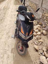 للبيع موطور شحن نضيف جديد صارلة شهر نص مستخدم لسفتسار تصال ع 078065535...