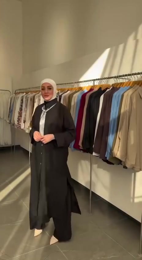 لكل من تبحث عن الإطلالة الفخمة والعملية بنفس الوقت، أزياء القيصر تقدم لكِ هذا السوت المميز والخاطف للأنظار 😍 بلمسته العصرية الأنيقة.
​🌟 مميزات القطعة:
​القياس: فري سايز (Free Size) مريح جداً ويناسب مختلف الأجسام.
​التصميم: يجمع بين الحشمة، العصرية، والقطع المميزة (مثل الوشاح البراق/الكرافات اللي يضيف لمسة سهرة مميزة).
​السعر: 30 ألف دينار فقط! 🔥 (أناقة القيصر بأسعار تنافسية).
​📍 تفضلي بزيارتنا في المحل لرؤية باقي التفاصيل والألوان، أو اطلبي الآن عبر خاصية الرسائل! > 📦 يتوفر لدينا خدمة توصيل لكافة المحافظات.
​#أزياء_القيصر #سوت_نسائي #ملابس_فري_سايز #أناقة_بلا_حدود #موضة_2026


**إذا كنت صاحب هذا الإعلان وتريد حذفه لأي سبب، رجاءا أرسل رسالة إلى الدعم الفني**