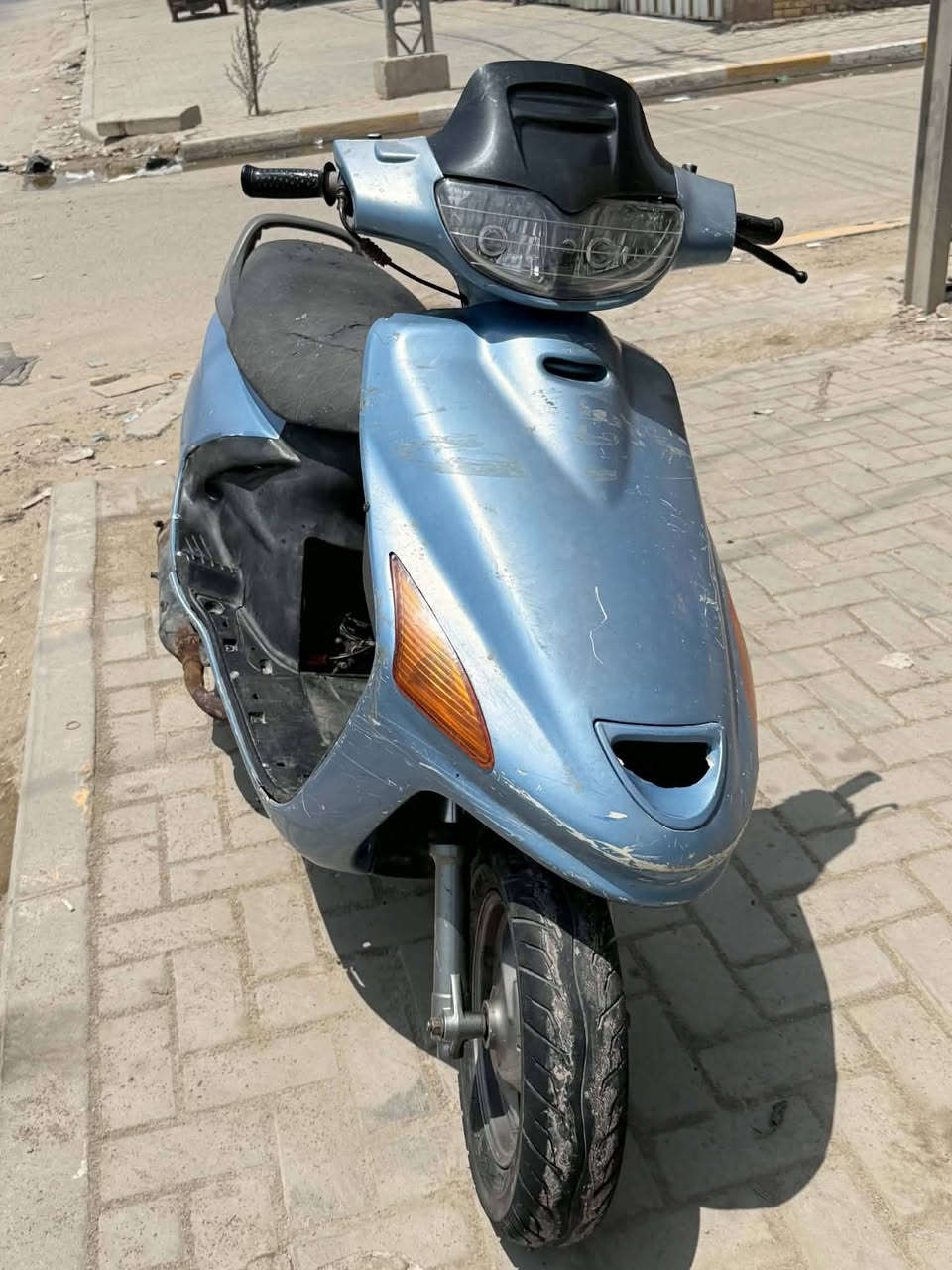 فراشه للبيع الدراجه مفتوح مكينته حلوه ما عوزه شي دراجه مثل ما واضح بصوره سعره 300وبيه مجال تعال وشوف حي العسكري صدر الثاني قريب الطاقه ***********
