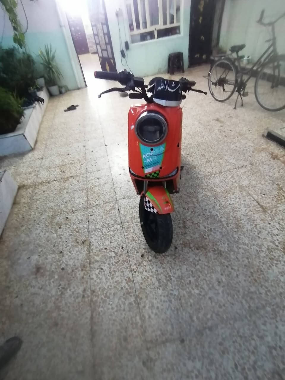 سلام عليكم
ماطور شحن للبيع جديد
R11.
نضيف مستخدم شي قليل
شرط شغال
بس بدون بطاريات
تجي تفحصو
قيم وادفع سعر
***********
