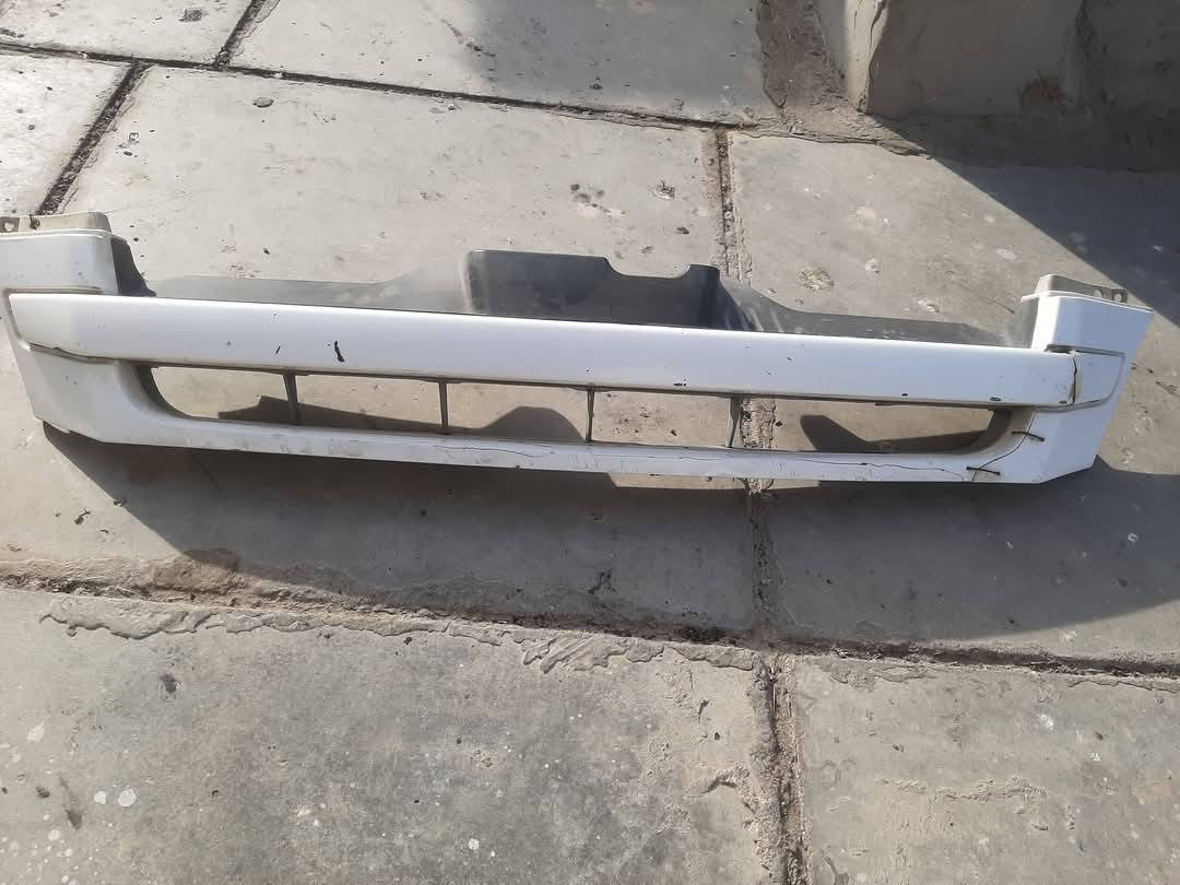 اسلام عليكم شباب عندي دعاميه جنبي عاليه وشباج جنبي ومازدات ولغد جهه السايق  وجويتر مال هايكر مكان بغداد حي النصر ***********
