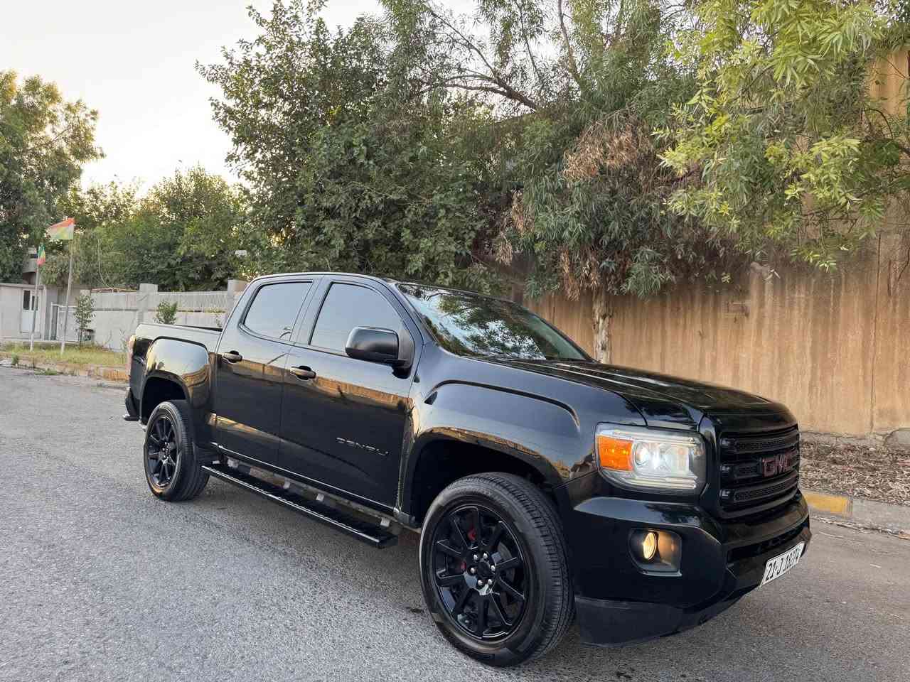 GMC CANYION 2021 🇱🇷🇱🇷🇱🇷🇱🇷
DENALI
مواصفات دينالى
قةپات قةپات مواصفات

6 سلندر 3.6 L
4*4 فور ويل

كوشنات جلد كارةباى
حار+بارد

شاشة كبير كاميرا حاسة
رادار لايتات زينون

ويل كبير 20
سماعات BOSE 
شةغال

ماشى 79000 KM
سيارة جاهز مابى نقص
حادس جاملغ + بونيت سبغ ارباك بس تكمة سيستم
باقى كل شرط 
سنوية جديد
سعر 179 مجال بصيط
عنوان اربيل 
***********
*********** أربيل, العراق
