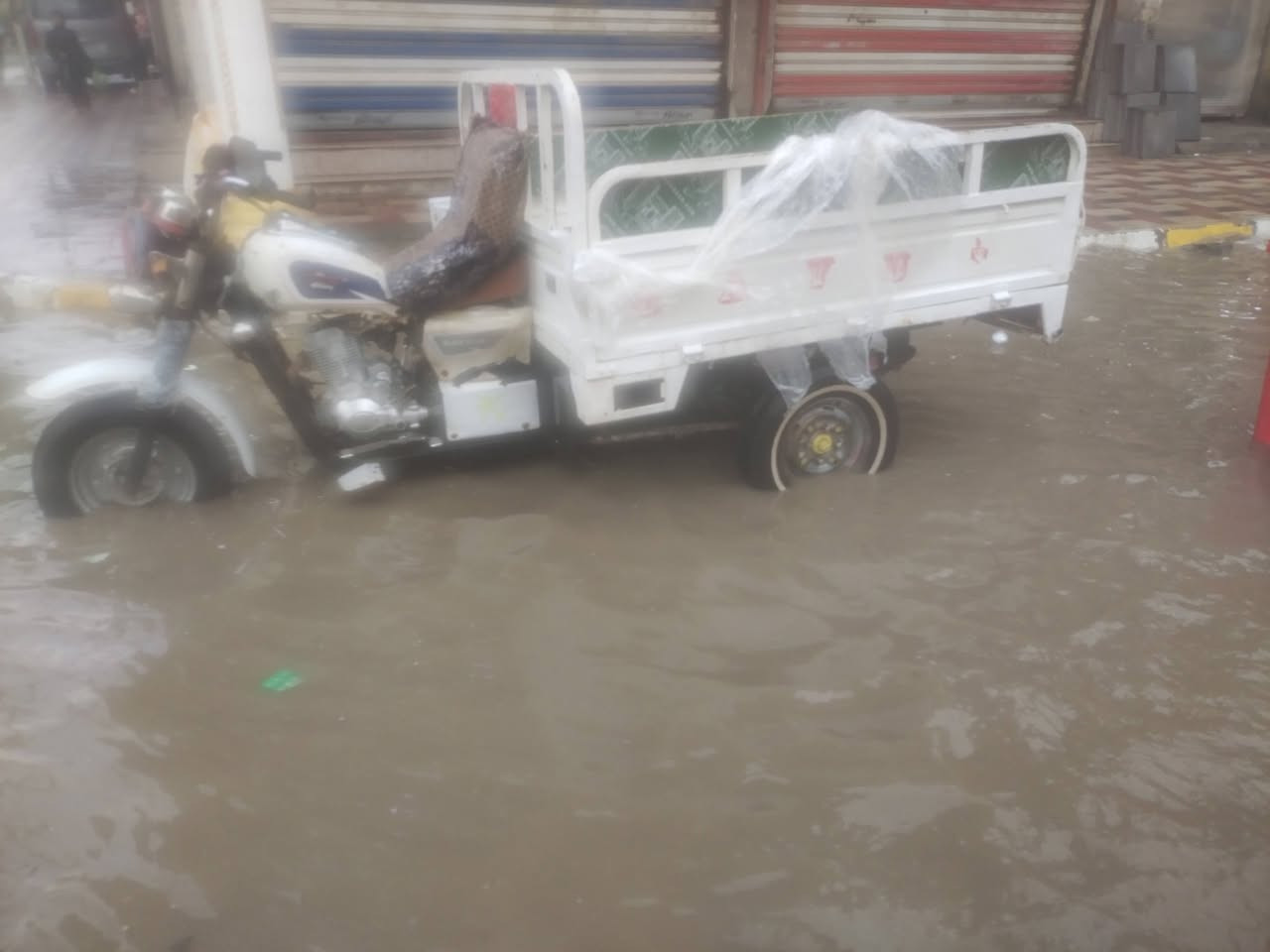 19 للبيع جاهزه سعر 1700 لاموشراي لايعلق ويكسر بحلال ماريد شوفه يطلع كبل *********** ناصريه مركز
