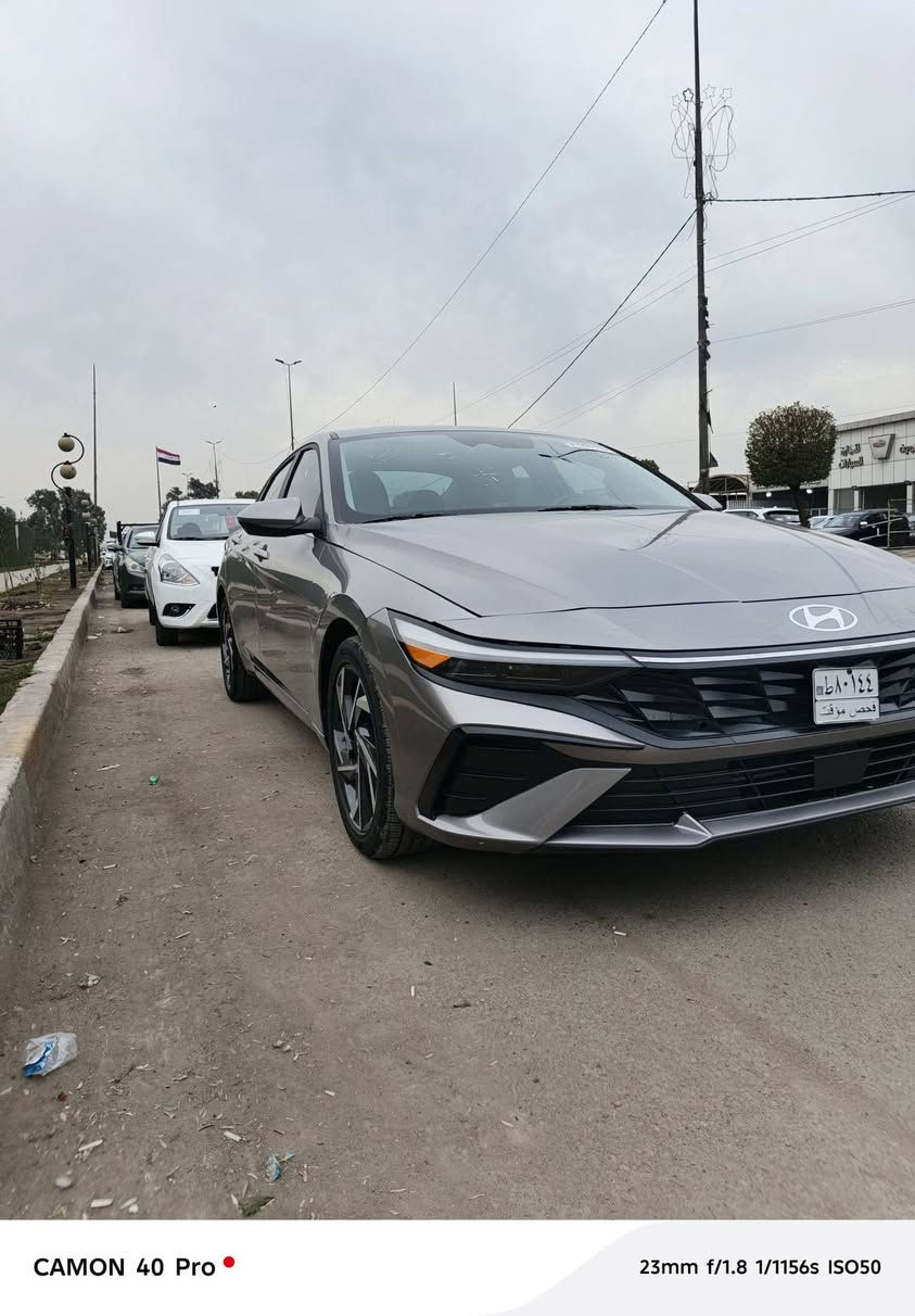 السلام عليكم الانترة موديل 2025 فول مواصفات امريكي حادث بنيد فقط بدون دواخل بدون رقم مكاني بغداد
السعر ١٦٨ 
***********
