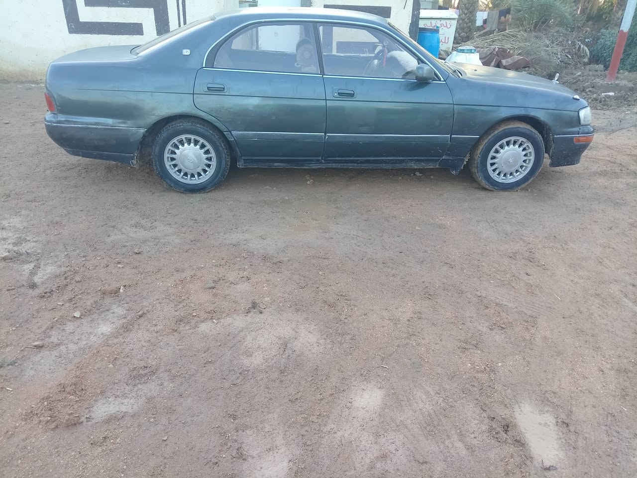 بطه ٩٤ مكفوله كصه وجثه وصبغ كير ومحرك ٣٠٠٠ دواخل انظاف حداديه خلفي وامامي جديده كت كلها شغاله سعر ٤٠ وبيها مجال حق الجيه هاتف ***********
