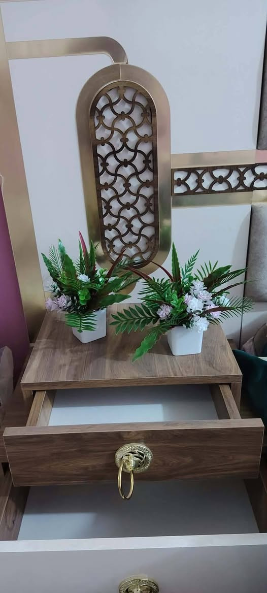 سلام عليكم غرفه تركي 7باب وغرفه نضيفه كلش شوفه عينك شراي يتصل عل رقم***********
