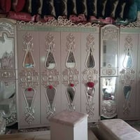 غرفة خشب • غرفة نوم • للبيع