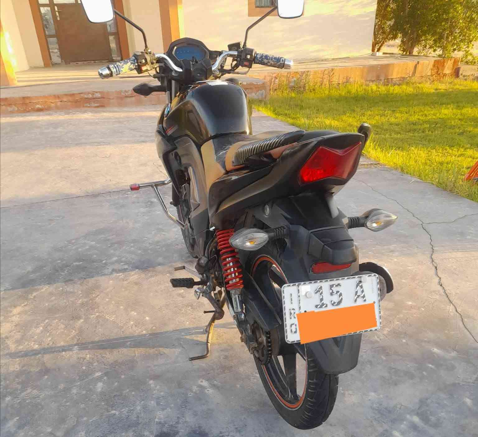 #بيـــع بسعر سريع #السعر 14 ورقه هاوجي موديل 23 مرقم اجنبي تحويل اي وكــٺ مكانــه/فلوجــه


**إذا كنت صاحب هذا الإعلان وتريد حذفه لأي سبب، رجاءا أرسل رسالة إلى الدعم الفني**