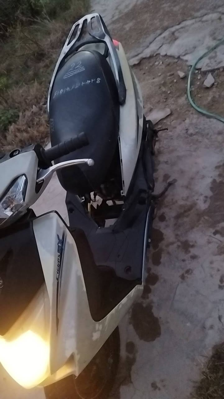 سكنس محوره مكينه مال ماكس خرسه كهربائيات كله شغاله نكره السعر 200 وبيه مجال قليل متواجد خاص وهذا رقمي ***********
