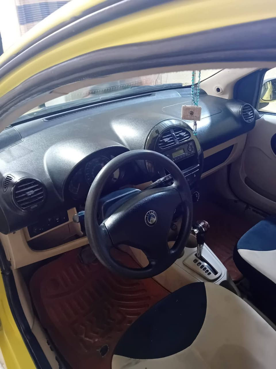 جيلي بانده ٢٠١٥ رقم واسط مكاني كوت سعر ٤٥ للستفسار ***********
