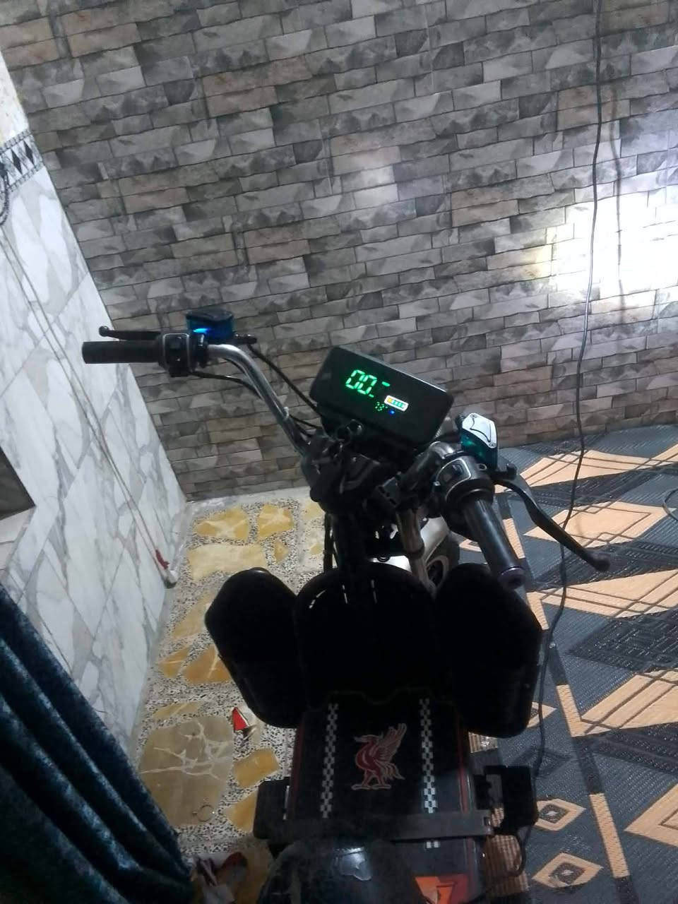 سلام عليكم شباب دراجه شحن اللبيع نوع  طويله دراجه حمل دراحه عالميه وشيل وزن كلش عالي دراجه مستخدمه  شهرمواصفات 
النوع هارلي 
بطاريات6دبل
الرجوع الخلف 
تشغيل عن بعد 
جهاز انذار السرقه 
شاشه تاب تعرض الك كل عطل 
شاحنه سريع ويقاف ذاتي 
 أشاير رباعيه 
لايتات زنوزن 
صفاحياتً تكدر شيل علين وزن 
بدي طويل جدا 
دبلات 6 
استان صفح يمنه 
استان صفح يسره 
مساحه خلفيه طويله جدا 
استان تعليك 
اطارات جوبلس 
بريكات دسكات دهن هدروليك 
دراحه حديد كامله  
اي استفسار اتصال 
عنواني بغداد


**إذا كنت صاحب هذا الإعلان وتريد حذفه لأي سبب، رجاءا أرسل رسالة إلى الدعم الفني**