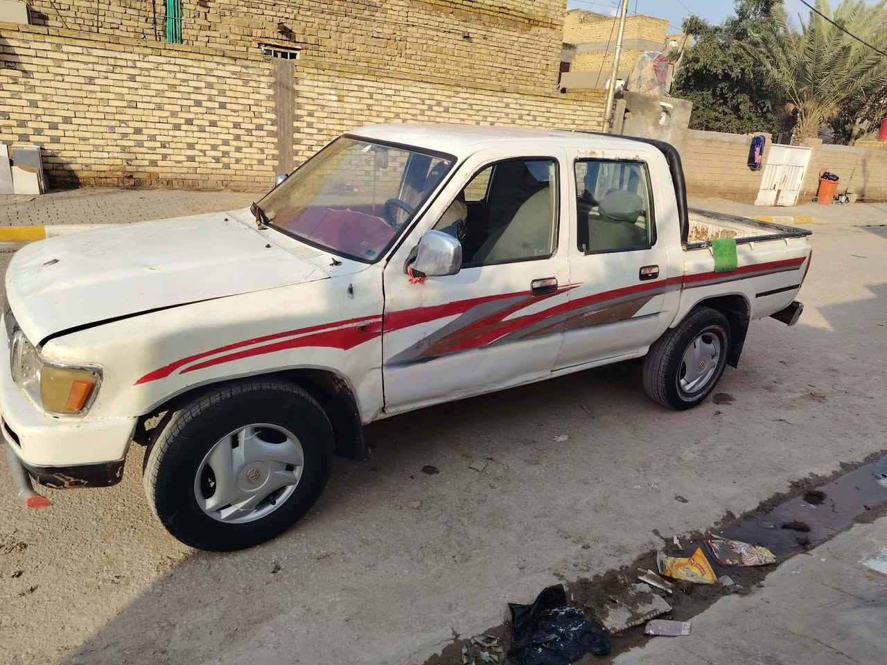 السلام عليكم ورحمة الله بيكم للبيع كلك نظيفه كلش بدون خياس مكينه وكير حلوات نصبتها حلوه كهربائيات شغاله تخم تاير وين أهل المواكب العده عمل السعر ١٤ وبيها مجال قليل  مكان السياره الديوانيه قضاء البدير رقم الموبايل ***********
