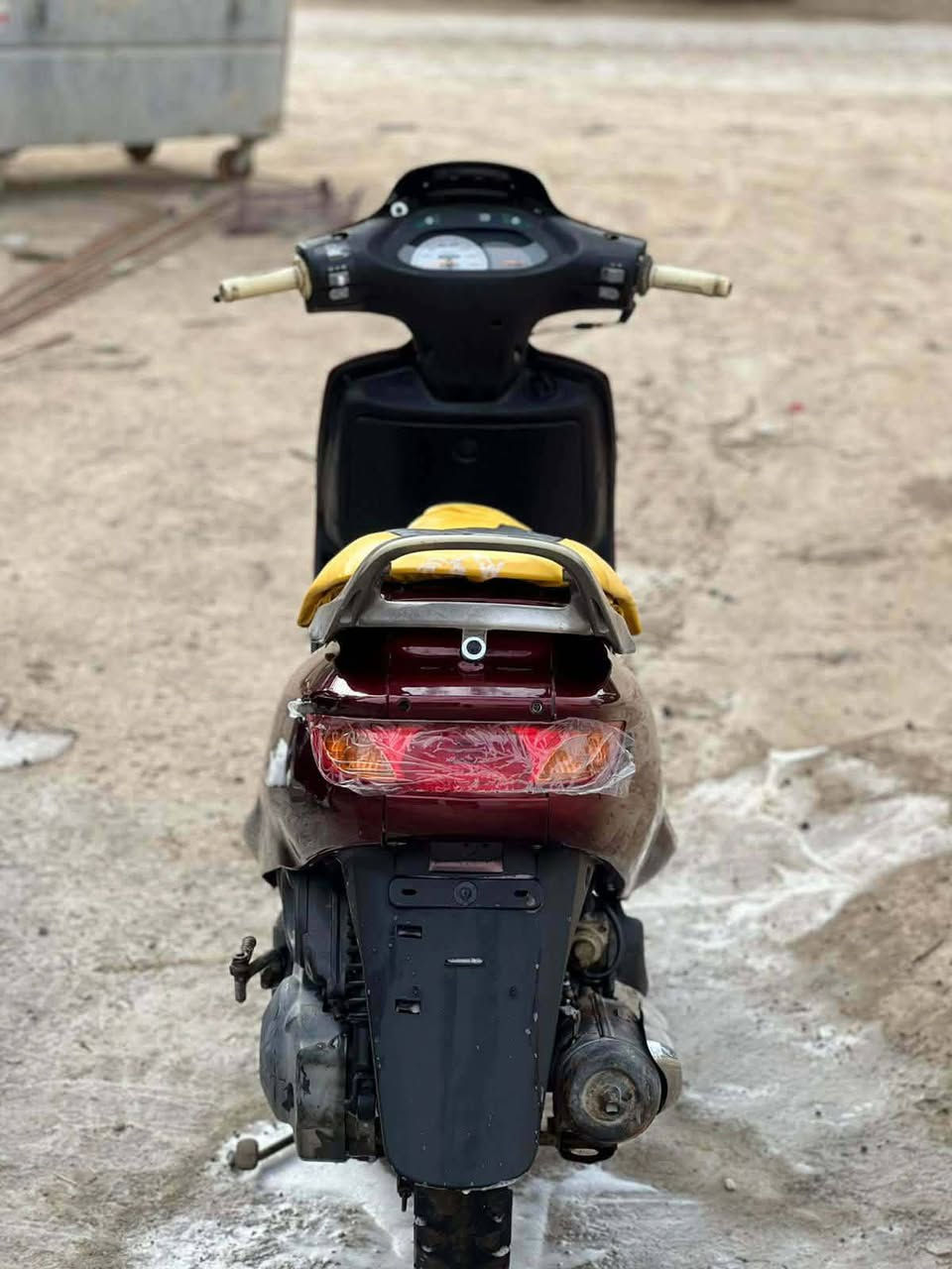 سلام عليكم دراجه فراشه حاويه كهربائياتهه كلهه شغاله سلف وهندر مكاني بني منصور للاسفسار اتصلو ع هاذ الرقم ***********
