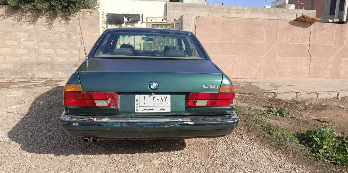 السلام عليكم بي ام حجم 735موديل 91گير محرك شرط تخم تاير نضيف حداديه خلفي امامي نضيف باتري جديد راديتر جديد غرفه نضيفه كهربائيات شغاله سياره شرط التحويل للبيع او مراوس حسب القناعه سعر 30وبيهه مجال حك الجيه***********
