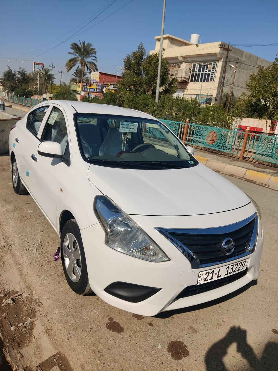 السلام عليكم
محبوبة الجماهير 
مواصفاته معروفة
سني هندي بليته زركه موديل 2015 جديدة  دواخل بيجي اخوان السيارة جاهزة بدون اي نواقص ارقام وسنويه جديده لغاية 2030 بأسمني بيها فقط شبر بارد بالجاملغ خلفي 
كير محرك بلاد ع وضع شركة 
تدفئه تبريد ع وضع شركة 
 موقع السيارة : ديالى المنصورية
السعر 97 بيها مجال قليل
للاتصال و استفسار 
***********
وتساب موجود
