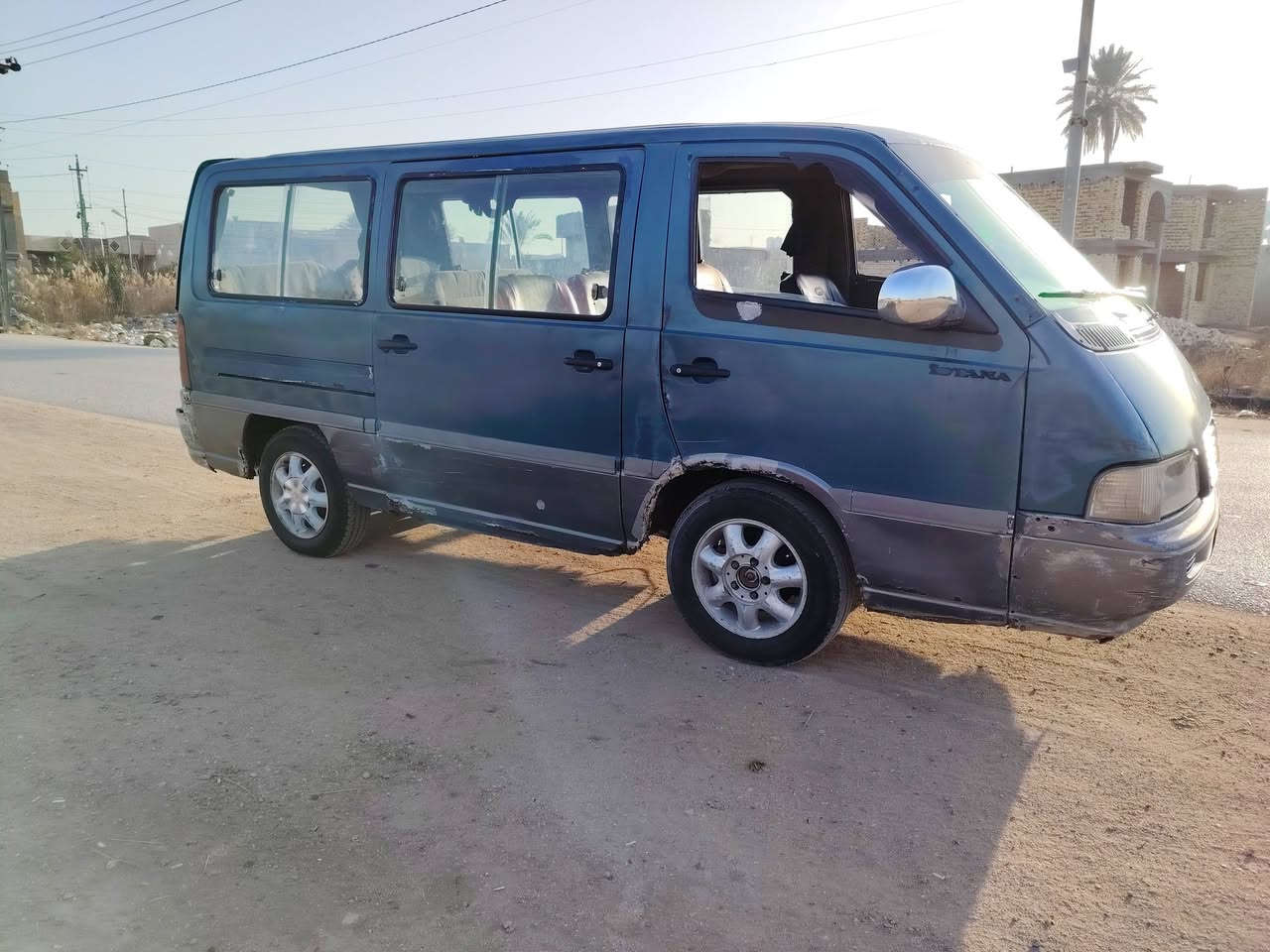 سلام عليكم ستانه موديل95 سنويه ال  28 مكينه وكير  حداديه وتخم تاير كله جديد  كشنات جديد السعر 45 مكان طويريج
***********
