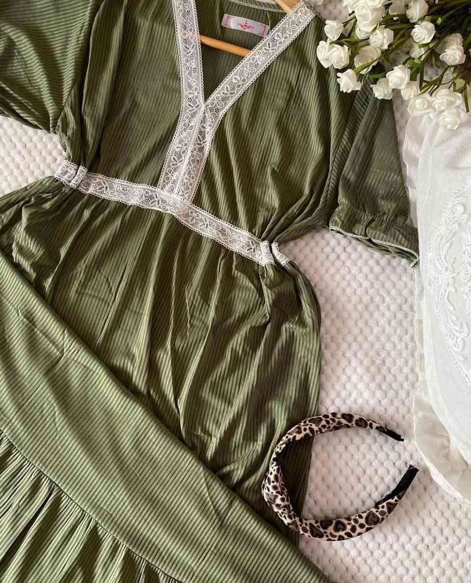 جملة. https://t.me/fatma_stoor


**إذا كنت صاحب هذا الإعلان وتريد حذفه لأي سبب، رجاءا أرسل رسالة إلى الدعم الفني**