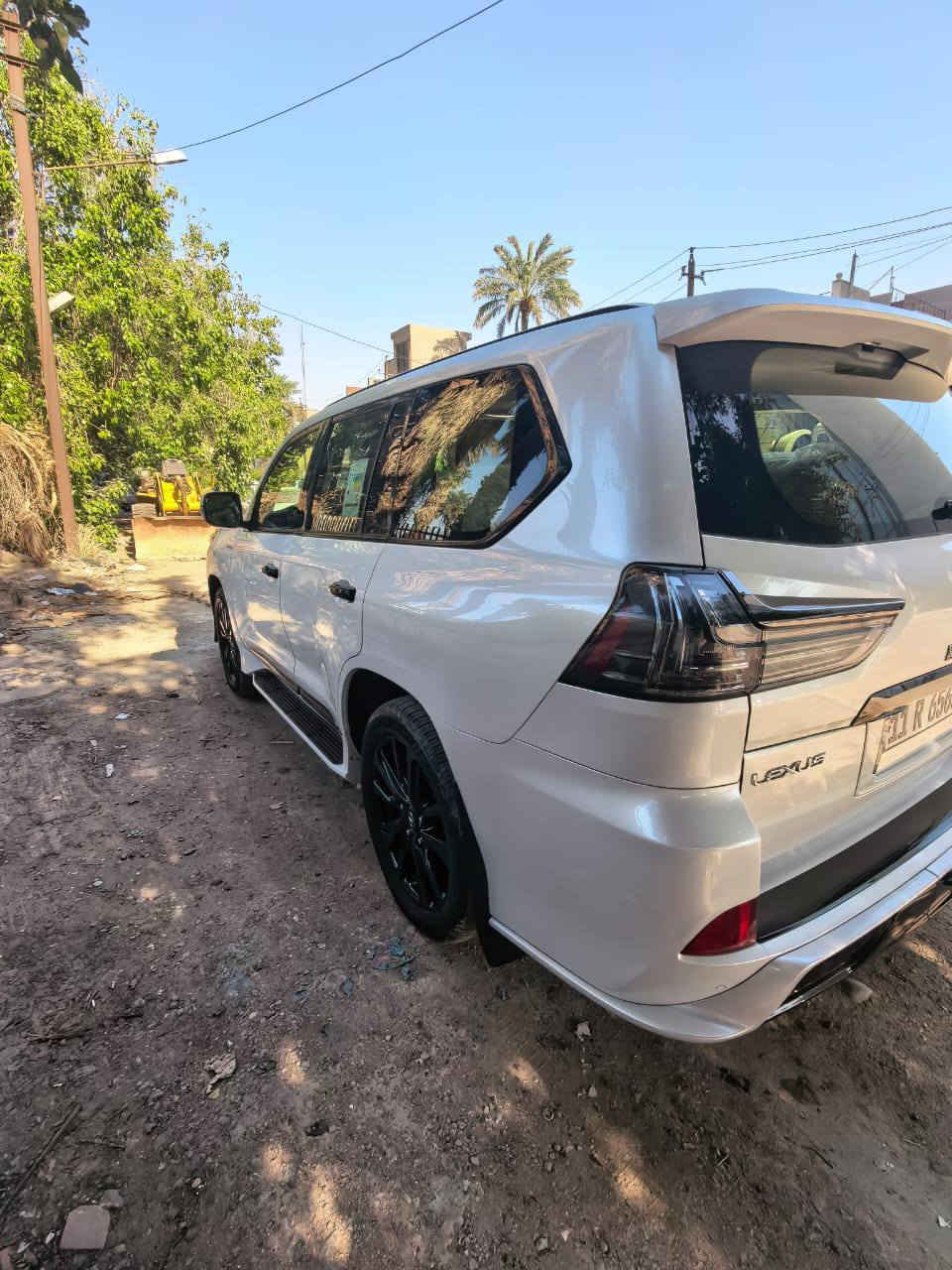 لكزس 2020 كورو سياره على حاله الوكاله  ماشيه 24 الف فقط  حقيقي سعر 93 الف  سياره  جديده 
الشراي يتصل 
للستفسار 
***********
