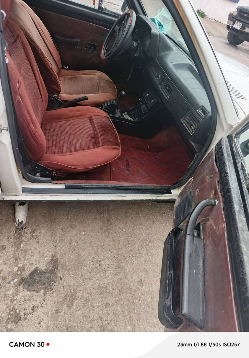 برازيلي موديل 87 محرك 4 كير بلاد لاصرف ولا بخار بدون حوادث كلها عل بلاد  كهربائيات مسجل مضخم شرط الوكالة السعر 13 ورقه العنوان كركوك ممتواجد عل نت. ***********
