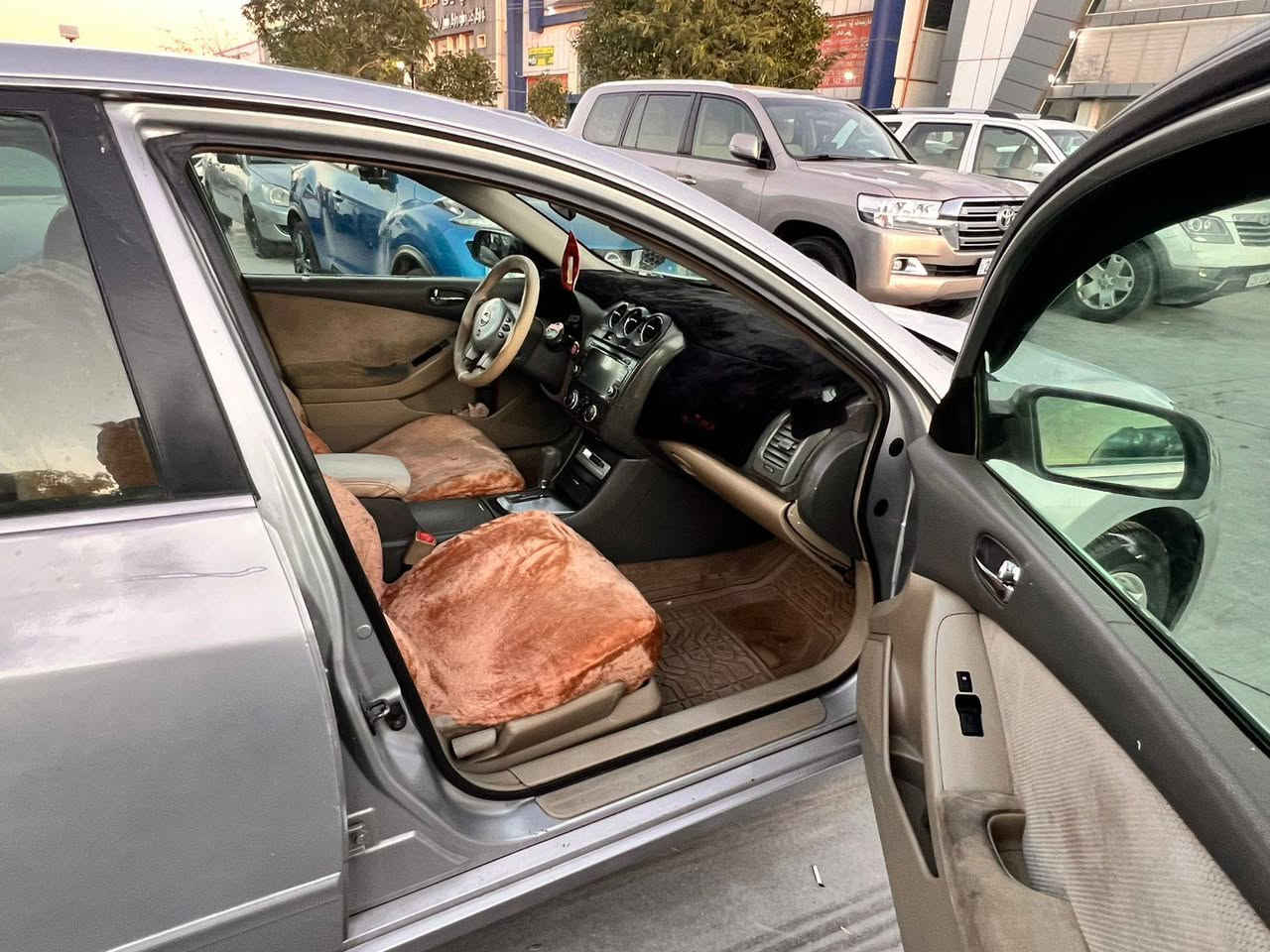 التيما موديل ٢٠٠٨  خليجى 
سعر مناسب 
  بهة ٥ قطعة و نص   سبب شخط 
    سياره داخل جديد جديد خير وبركه
 تخم تایر جديد 
سياره گير محرك صدر تبريد تتفئه كلش جاهز بدون سرف بدون بخار  
شاشة كاميرا كهربايات  لايت جديد 
رقم اربيل  دولی 
ارباك دشبورد طاك لاذم تصلحها 
و بعد مابي مصرف 

سعرها  79  و مجال بصيط 

مكان كلار

*********** كالار, السليمانية
