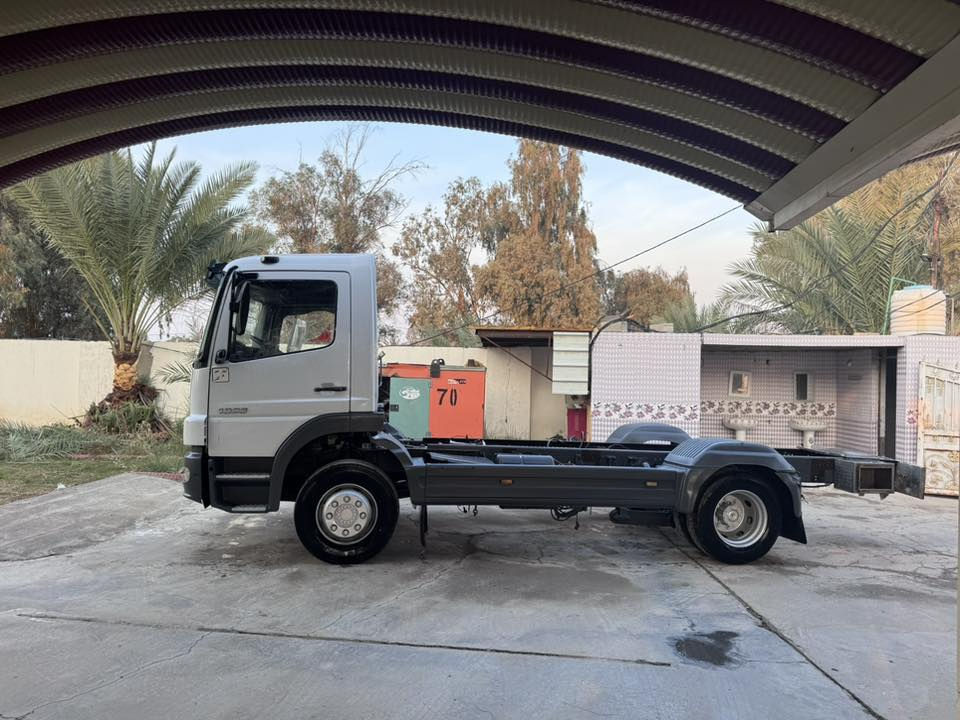 للبيع اتيكو 8برغي 6سلندر موديل 2006 رقم أربيل مسجله تنكر 
مكفوله كير مكينه اكسل شاصي صبغ بشرط السياره جاهزه للعمل 
السعر 180 وبيها مجال 
العنوان ديالى كنعان 
***********
