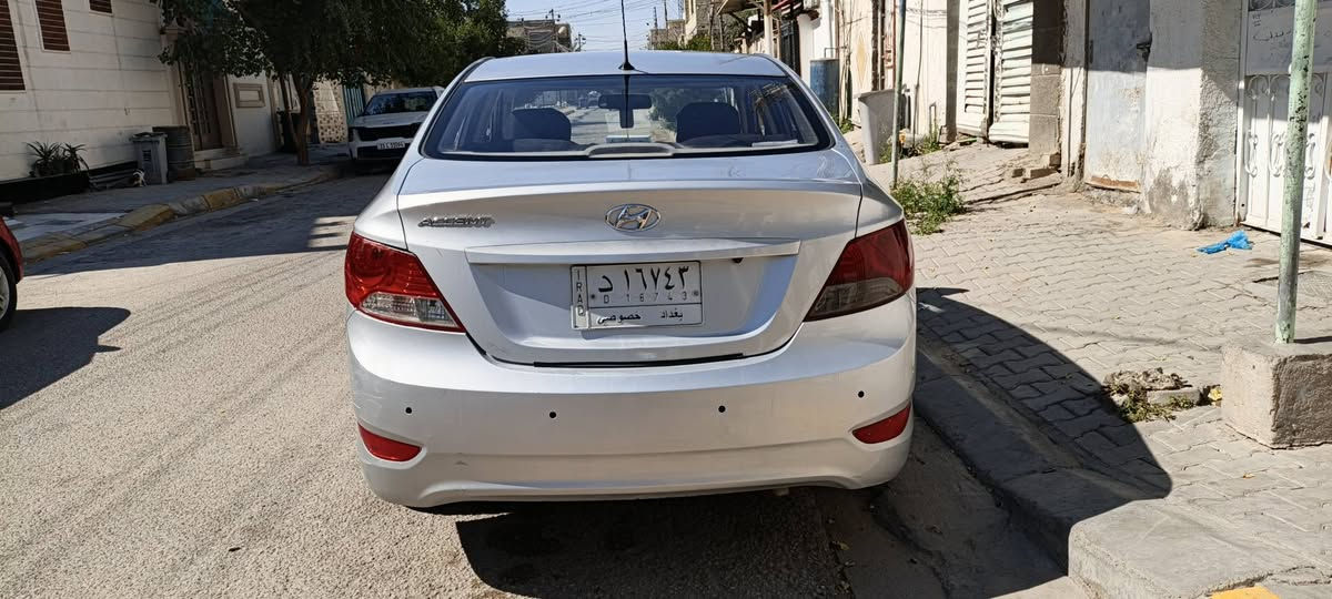 اكسنت 2014 محرك كير حداديه كهربائيات خير من الله 
محرك 1400 كير 6 نمر 
صبغ احزام بدون ضربات صندوك قماره بنيد تكم شواصي كله بلادي لاصبغ لاضربه 
صبغ فقط شخوط طخات  بلوجكتر زنون تخظ تاير باتري جديد تبريد خير من الله  رقم بغداد ب اسمي رقم دولي 
*********** كربلاء, العراق
