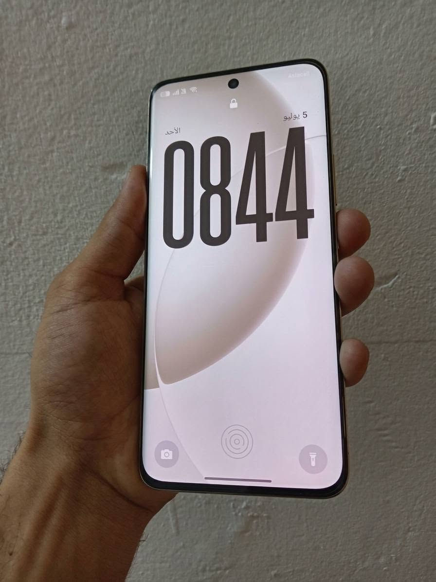 للبيع أو أمراوس realme 13 Pro+ 5G مكفول كفاله عامه ونضافة الجهاز 90% ✅ 
المواصفات: ركز زين 👇
الذاكرة: 512GB العشوائيه:12+12 = 24
الشاشه: منحنيه120هرتز تدعم 1.07 مليار لون
النضام: Android 16 مدعوم بلذكاء الاصطناعي 
الكاميرا: 50MP + 50MP تليفوتو + 8MP | زوم رقمي يوصل120× : الامامية32MP / البطارية:5200mAh 
+ تصوير قمر احترافي صورته أني بزوم 50× بالصور 👇 الملحقات: شاحنته الاصليه 80واط ولاسق حمايه فقط/ جهاز فول مواصفات الله شاهد 
السعر: 350 الف وبي مجال و لحد يكسر بلسعر رجائآ
المكان: بغداد أبو غريب - وهاذه رقمي‏‪***********‬‏ بي واتساب / توصيل ماعندي ❌
