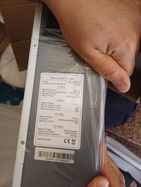 انفيرتر ٨ ونص كيلو واط هايبرد متوفر اخر ٤ قطع بدون علامة تجارية ابيعهن...