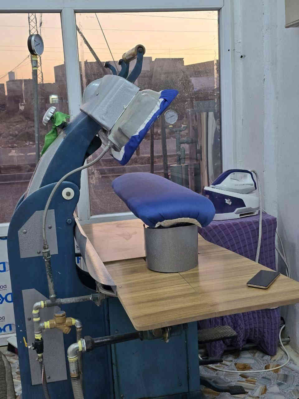 تم بعون الله تعالى افتتاح مكوئ بركات الزهراء لغسل وكوي كافت الملابس الحولي قرب مدرسه العلا***********
