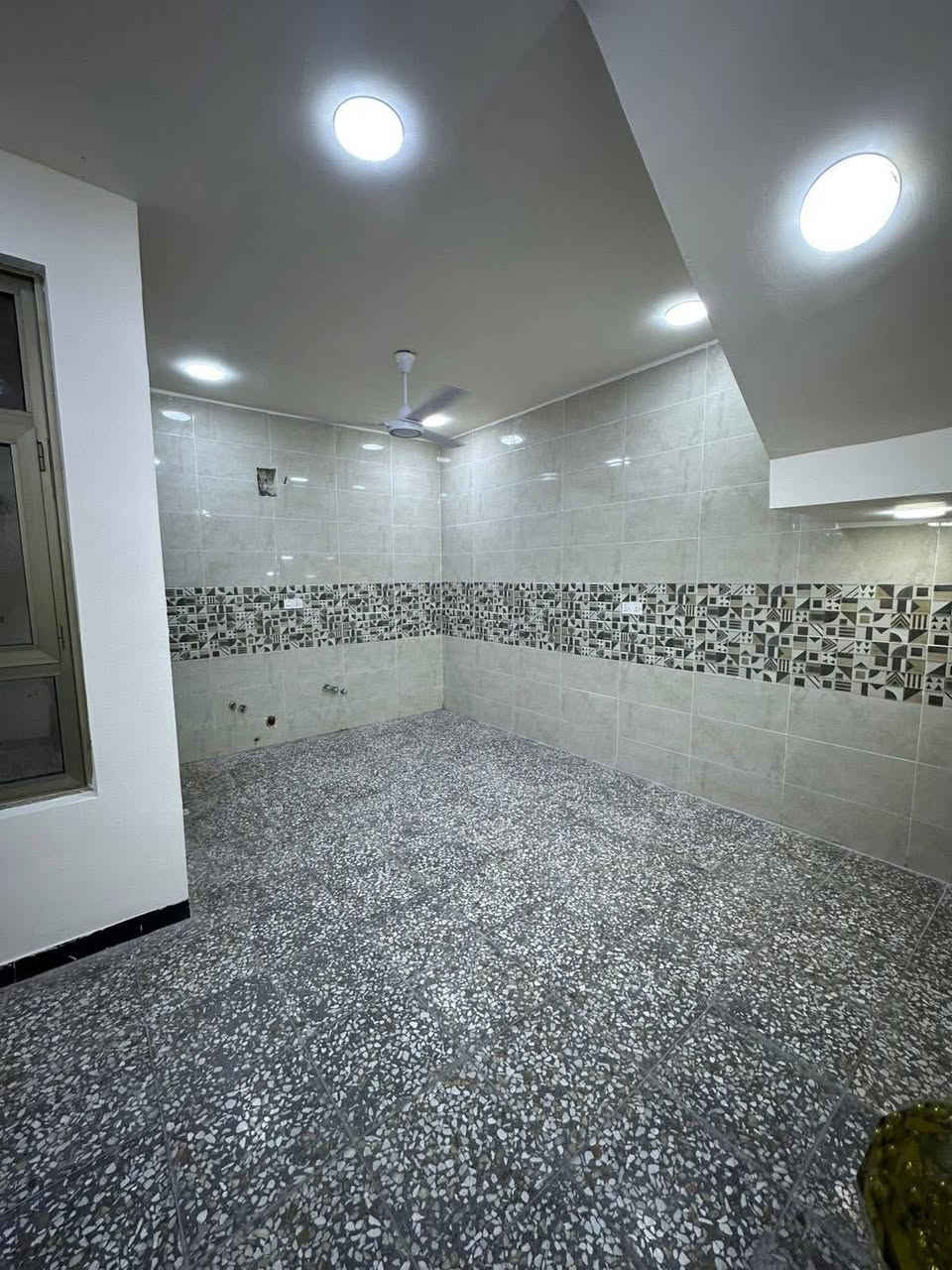 للأيجار في #السيدية 📍

مشتمل طابق اول مودرن نضام دوبلكس ✅

يحتوي على 2 نوم وصاله ومطبخ وخدمات عدد 2 ✔️

الموقع السيدية شارع التجاري 📍

 الأيجار 650 الف قفل  + مقدمه أيجار🔒 

______________________________________

للأستفسار اكثر تفضلو بزياره مكتب الطائي للعقار 💎

السيديه شارع المركز عماره شركه السراب للمطابخ ✔️
او الأستفسار ع الارقام ادناه 📞↘️↘️ (متوفر واتساب )📌🔛
***********

