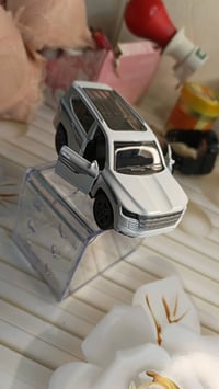 سيارات • حديد ثقيل • يشتغل