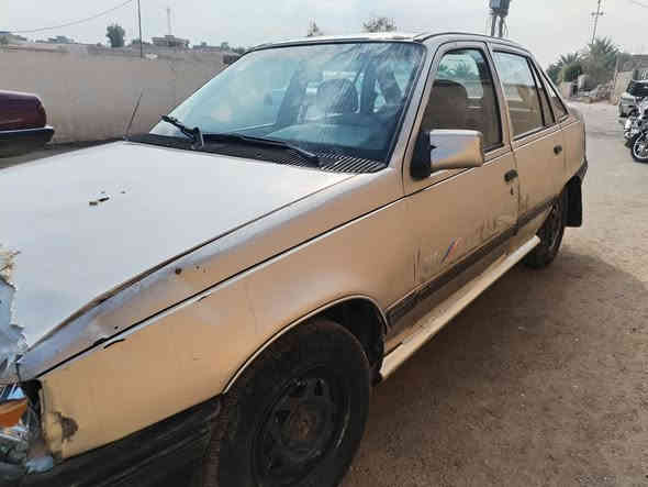 للبيع سياره كاديت موديل 91 شرط محرك وكير مكفول  وكشره نظيف سعره 19ورقه وبيه مجال اي استفسار اتصل علا رقم *********** مكانه حديثه

