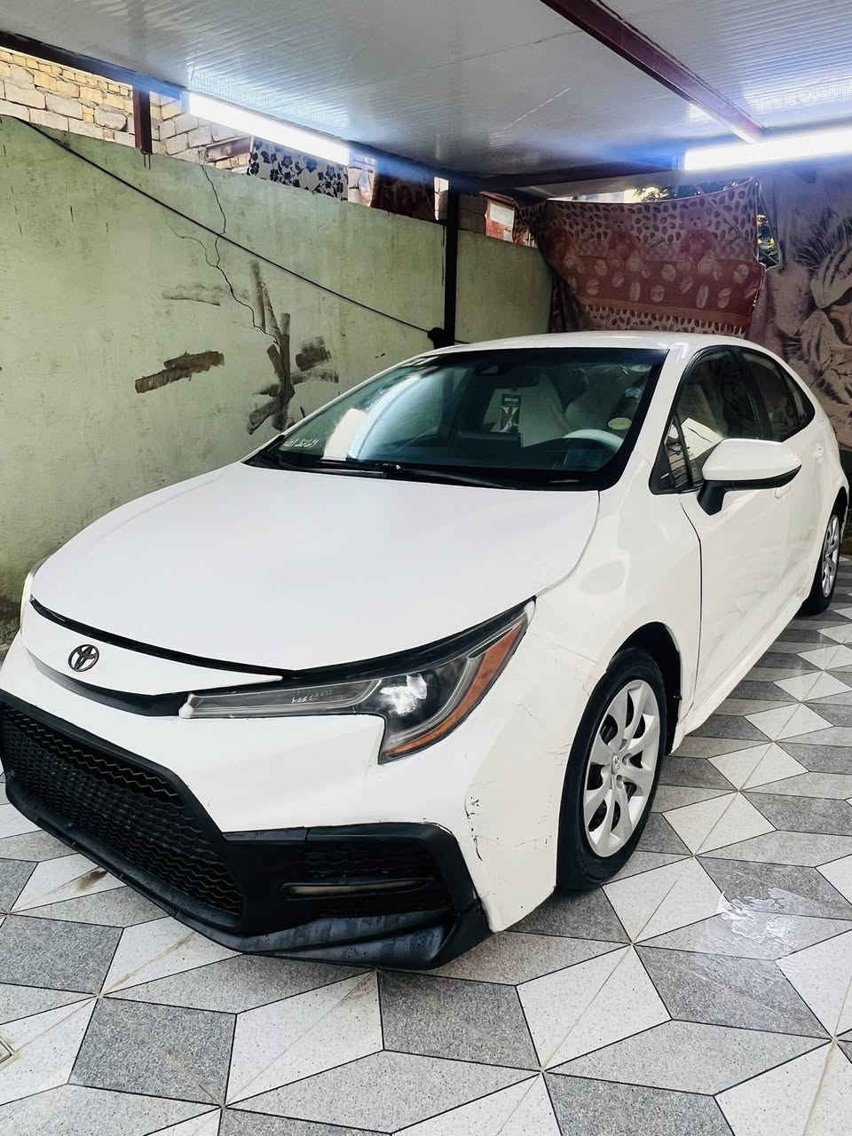 كورله 2021 محرك 1800 

سياره فول عدا الفتحه ماشيه 115 

سياره كارتون ماعوزه برغي حداديه تخم تاير تبريد زنون 

سعره 118 وبيه مجال للطيبن 

مكانه ناصريه سوق الشيوخ 

***********خادم كل وقت اتصال او وتساب
