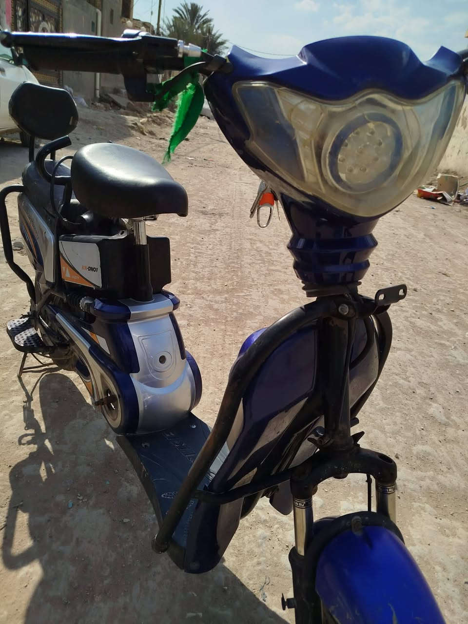 دراجه شحن اصلية
بطاريات اصليات ١٨ امبير 
عقل مكفول وسرعته ٤٥ حقيقي
كهربائيات مضبوطه
مع شاحنتة الاصلي
سعر 300 وبيهه مجال. عنوان ديوانيه


**إذا كنت صاحب هذا الإعلان وتريد حذفه لأي سبب، رجاءا أرسل رسالة إلى الدعم الفني**