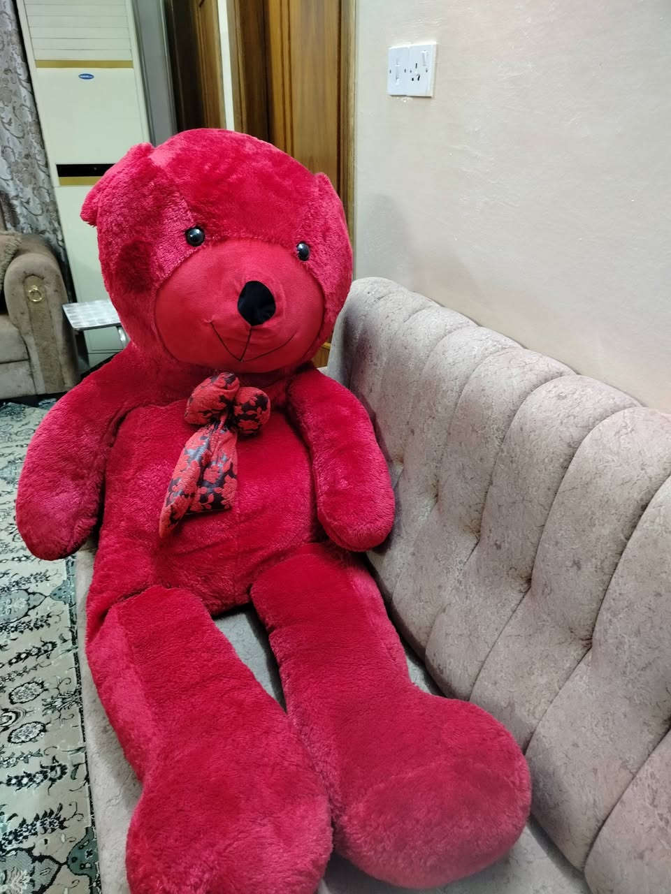 دب احمر طول 170 اكتب سعرك بل تعليقات الدب نضيف جدا


**إذا كنت صاحب هذا الإعلان وتريد حذفه لأي سبب، رجاءا أرسل رسالة إلى الدعم الفني**