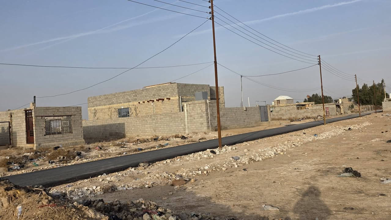 سلام عليكم عندي قطع خلف مطعم الديوان خط 5 القطع بيه ركان وخلفياة
‏‪0770 010 4217‬‏
