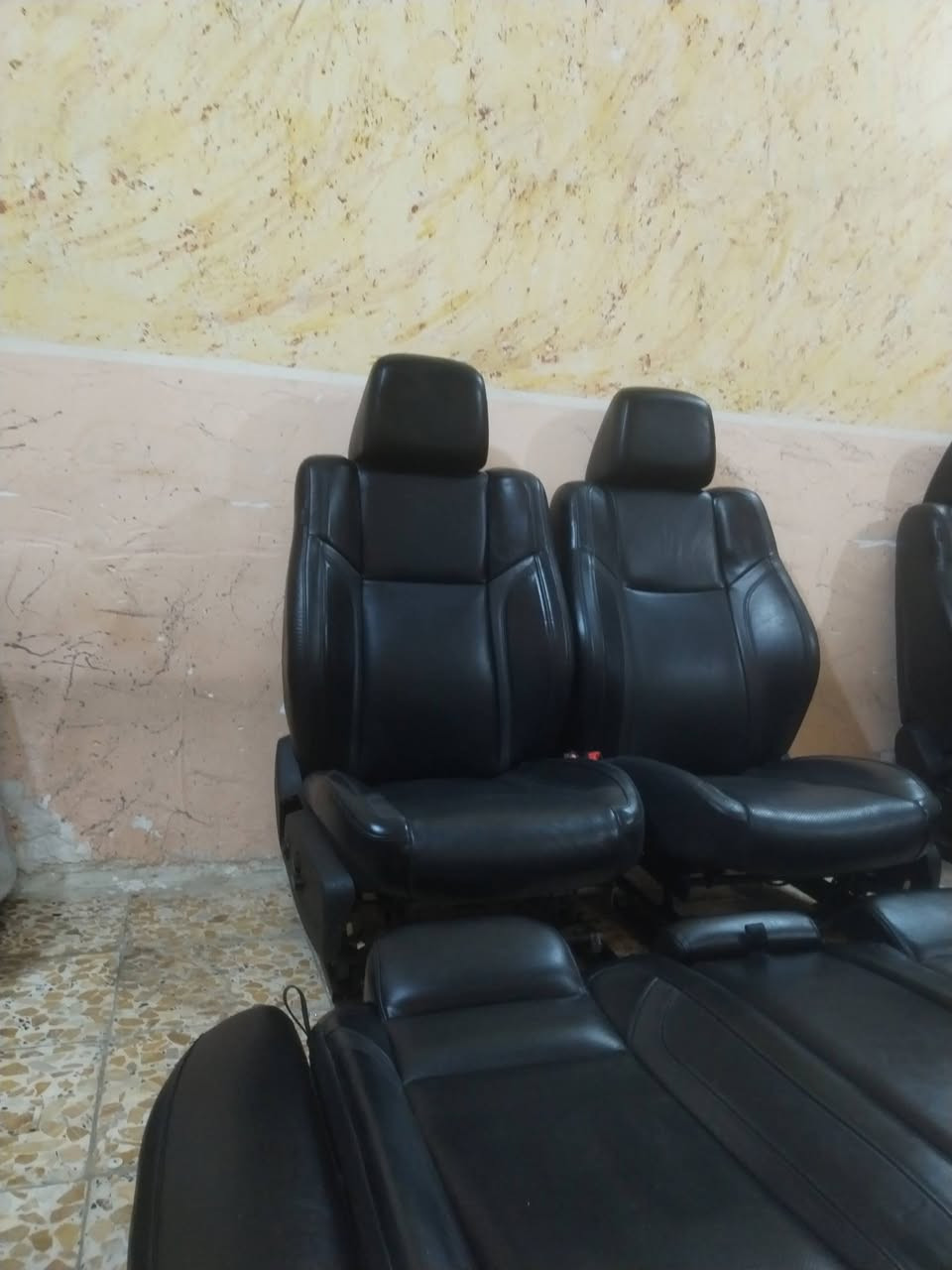 كشنات جارجر حضن جلد تدفئه تبريد
ترهم من موديل11 لحد 23

سعر 700وبيه مجال

ترهم مراوس

***********

#المريكيH
