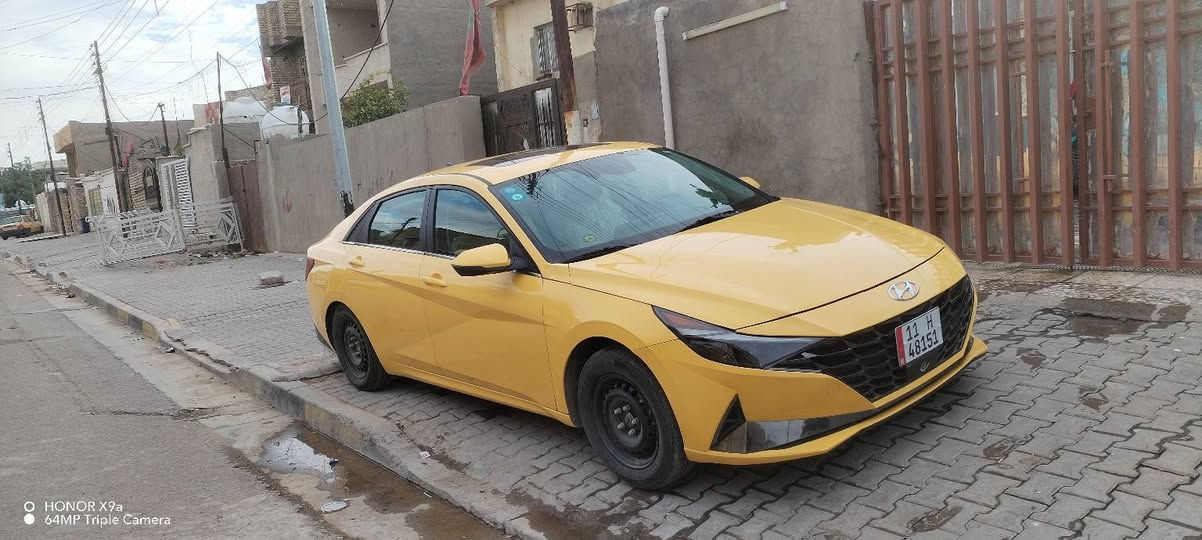 السلام عليكم النتره موديل 22 وارد أمريكي بنيد مكينه 2000 مبدل بدون ارباك سنويه 27 مصفره هيه وغرامات سياره جاهزه كبل لشارع الشراي هاذ رقمي *********** السياره بسمي تحويل ثاني يوم السعر 160 وبيه مجال
