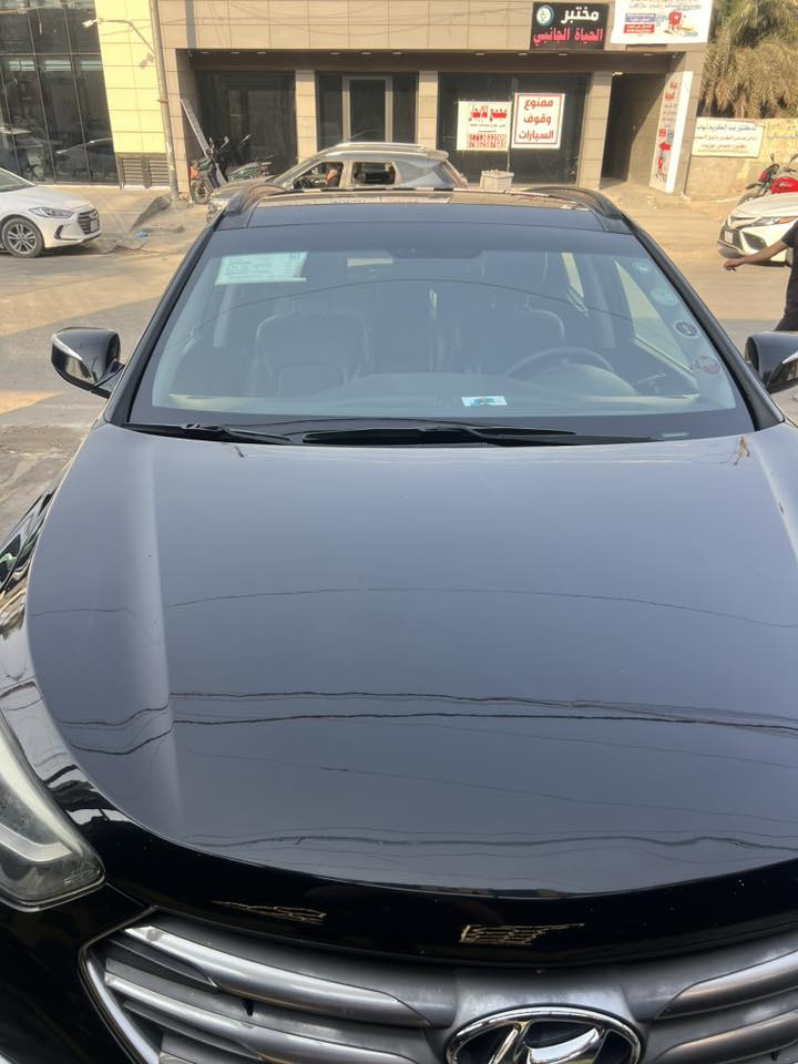 سنتافيا 2018 
وارد امريكي 4 سلندر 
السيارة فووول الفول للاخير 
بصمة 
بانوراما
كشن جلد + تدفئة تبريد 
كشن كهرباء+ خزن ميموري 
صندوك كهرباء 
5 كامرات 
حساسات 
تحكم مسار 
نقاط عمياء 
سماعات انفنتي 
وباقي المواصفات مال الفول 
حادثها واضح بلصور بنيد وجاملغ بارد بدون دواخل 
مكاني بغداد حي الجامعة 
السعر 153 وبيها مجال قليل 
***********
