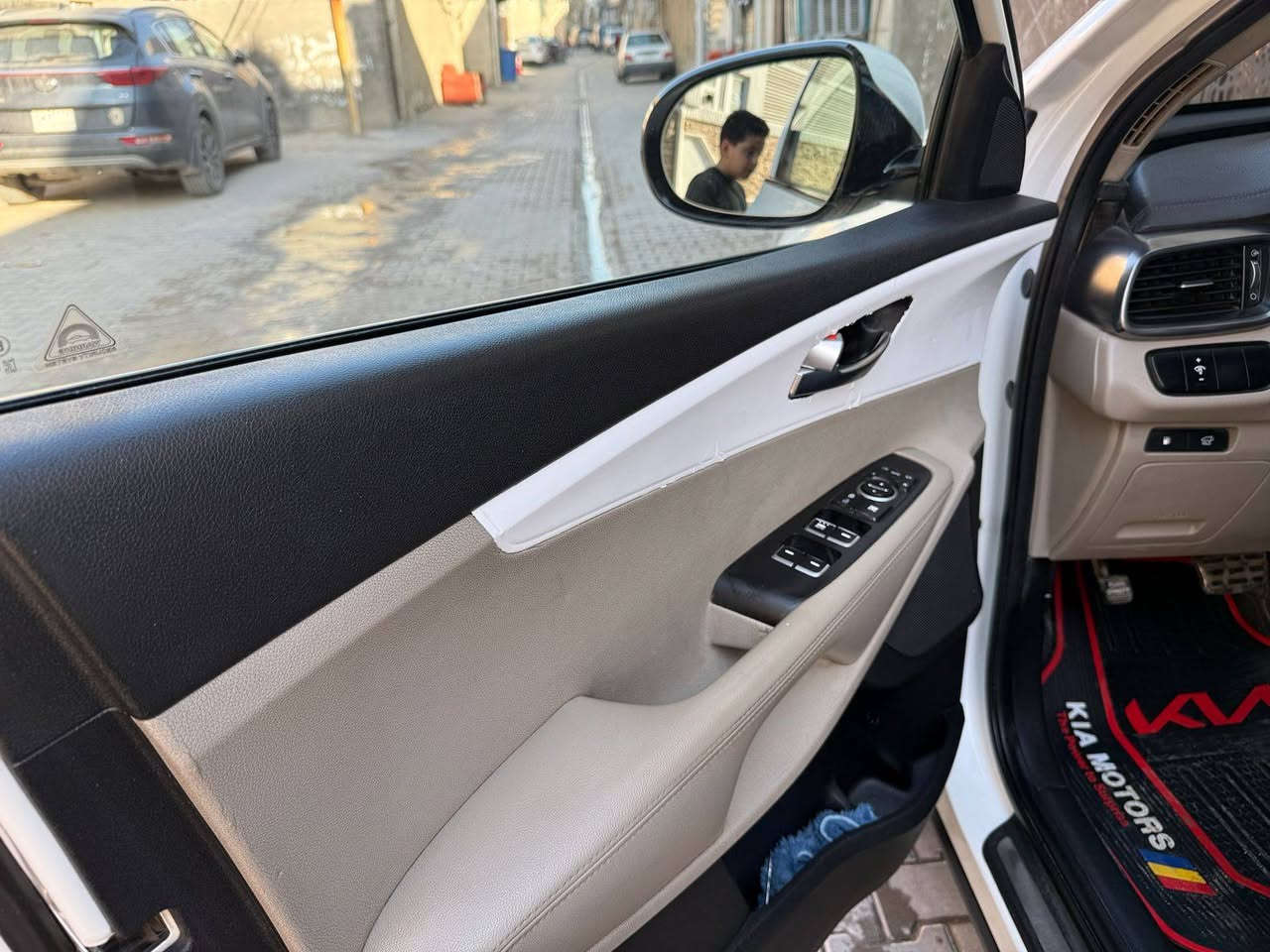 السلام عليكم
سورنتوخليجي 2019

فول معدةالفتحه 

ستة ستندرسبعة راكب

تبريد٣قطع

كفالةمن الضربةوالصبغ

بيهةبارد٤اصابع

صدرتبريدمكينه كلهةكفالة

علاوضع الشركةرقم بغداد

تحويل ٢يوم

بصمة

كشنات كهرباء

بردات بل ابواب جنطةكهرباء

لايت زنون غيرمتواجد ع فيس

***********
