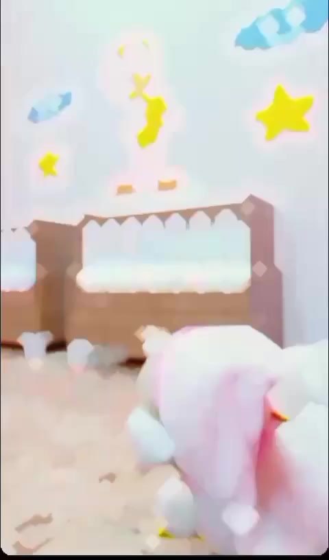 انفتح الحجز على قسم الحضانه ❤️

🌟 روضة وحضانة العسل الدولية 🌟
أول حضانة في الرصافة لتعليم القراءة والكتابة من عمر سنة

نستقبل أطفالكم من عمر شهر واحد إلى ثلاث سنوات ضمن بيئة آمنة، تربوية، ومجهزة بأعلى معايير العناية والتعليم.

🔹 قسم الرضع:
من عمر شهر إلى سنة ونصف
رعاية خاصة واهتمام فردي يناسب احتياجات كل طفل.

🔹 القسم التعليمي:
من سنة ونصف إلى ثلاث سنوات
برنامج متكامل لتنمية المهارات المبكرة.

📚 برنامج تعليمي متميز يبدأ من الصغر:
• تعليم مسكة القلم الصحيحة
• الحروف الإنكليزية والكلمات الأساسية
• تعليم القراءة والكتابة ابتداءً من عمر سنة
• قسم خاص بإشراف مدربات متخصصات لتعليم النطق وضبط مخارج الحروف وتنمية التركيز

🏢 طابق كامل مخصص لأقسام الحضانة يضم:
• صفوف تعليمية مجهزة
• غرف نوم مريحة مع سرير خاص لكل طفل
• حمامات مجهزة بالكامل
• سخانات وبرادات ماء مع فلتر صحي
• غسالات وأجهزة تعقيم
• قاعة ألعاب خاصة وآمنة

👩‍🏫 كادر تربوي مؤهل:
• مربية لكل ثلاثة أطفال
• إمكانية توفير مربية خاصة (معلمة الظل)

⏰ الدوام بنظام شفتين
من الساعة 6:00 صباحاً حتى 5:00 مساءً

📍 العنوان:
بغداد – الرصافة
زيونة – نواب الضباط
تقاطع السفير
مجاور مجمع الدكتور فراس رياض الساعدي وعوينيات اليمامة

🔥 سارعوا بالحجز الآن – الأماكن محدودة لضمان جودة الرعاية والتعليم

@إشارة
📞 ***********
