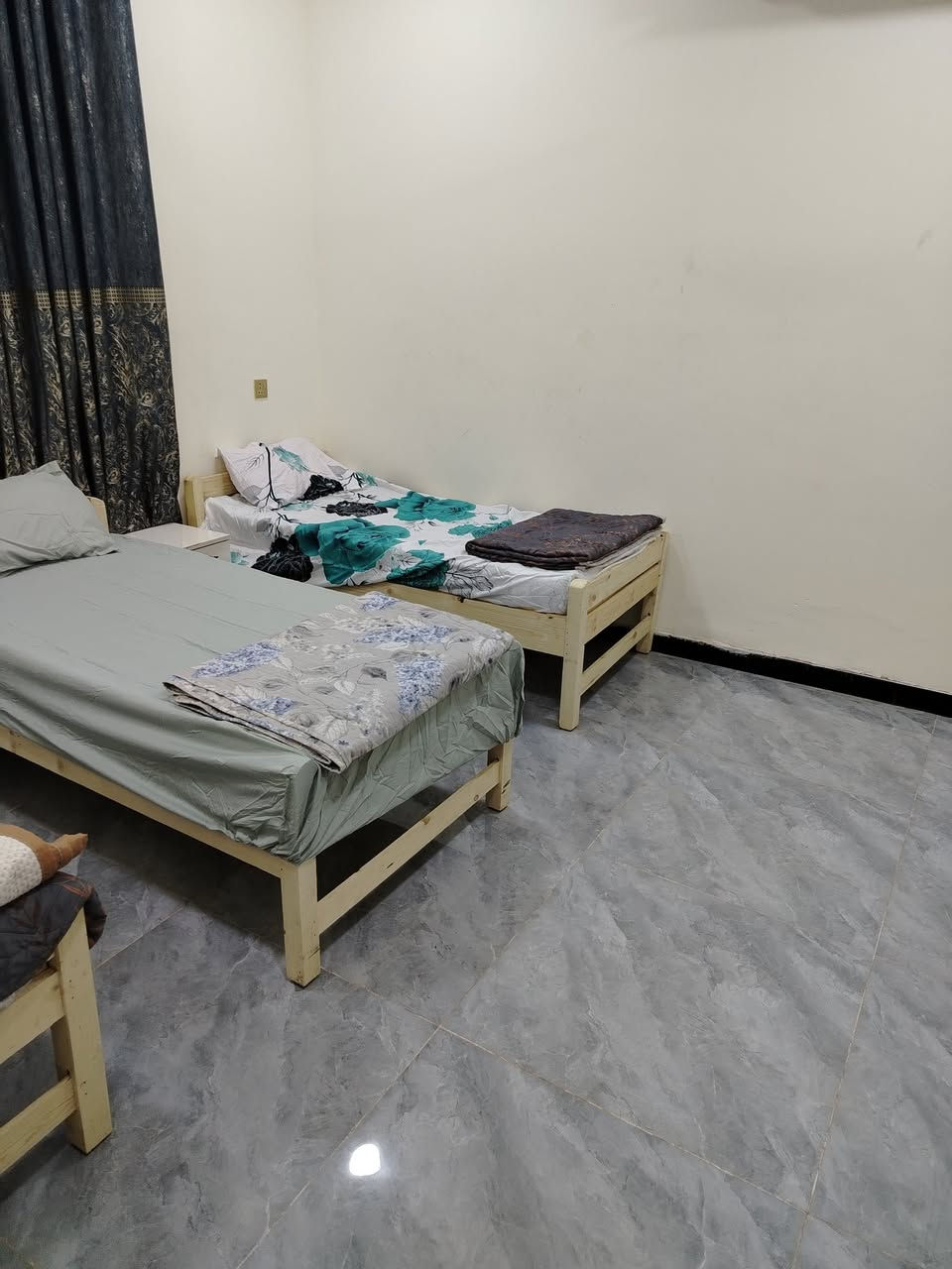 مزرعه للايجار الدوره البوعيثه
الأسعار مناسبه
الشفت الصباحي من8 ونص
 الصباح إلى6 ونص مساء
الشفت المسائي من 8 مساء إلى 7 صباحاً
للتصال على الرقم بي
وتساب ***********
