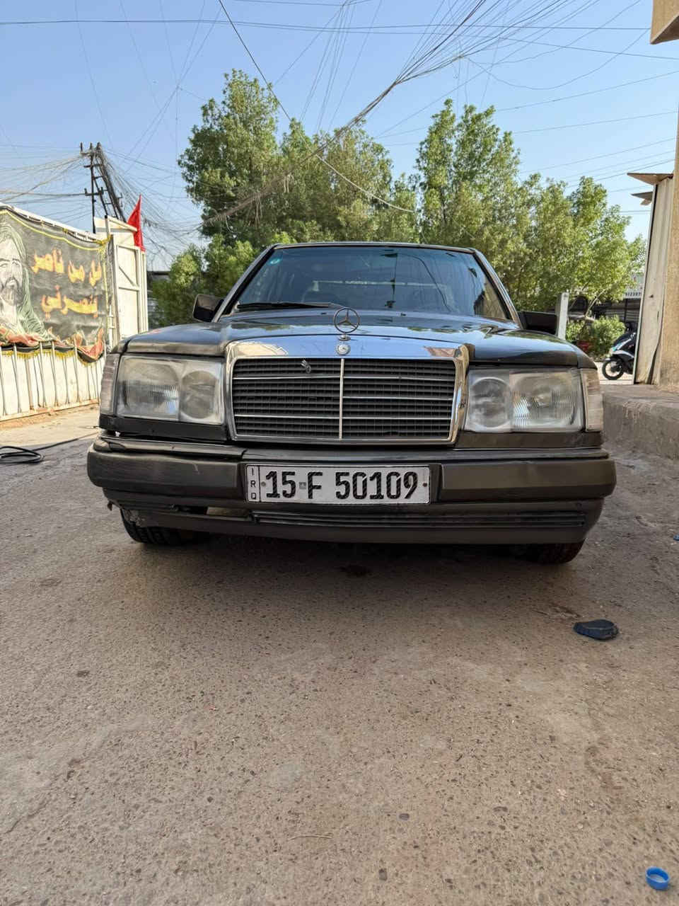 مرسيدس دب موديل 90 مكينه وكير ياباني بطه سياره جاهزه تراي حلو داخل وخارج نضيف شوف لعين جاهزه تخم تاير رقم انبار شرط التحويل بكاني بغداد بلديات سعر 35.         ***********
