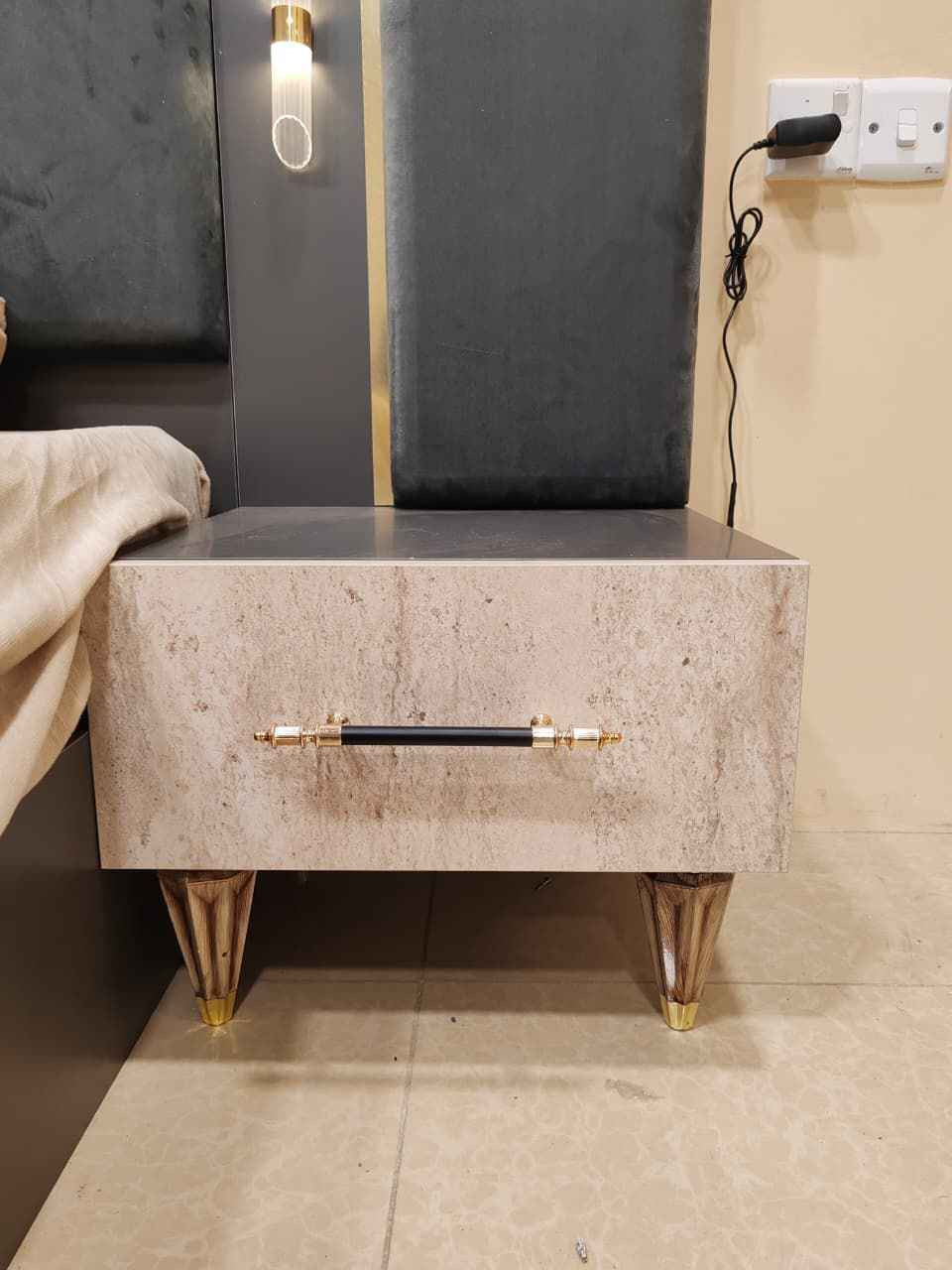 غرفة نوم دالي ابواب 7 قطع معمل اصلي درجة اولى📢

نفس الصورة بالضبط💯
برغي وجوي حديد
سرير جك خزان 
نرمايد هيدروليك 
سكك ثلاث مراحل  
متوفرة بلون رصاصي تطعيم حجري
كنتور 6 باب قياس 225سم✅
ملحق كنتور 2 باب 75سم✅
سرير 180*200✅
كومديات عدد 2✅
ميز تواليت✅
مراة قيافه✅
 
السعر 900 الف 

توصيل بغداد مجانا 
اطراف 20 الف 
محافظات 75 الف كربلاء, العراق


**إذا كنت صاحب هذا الإعلان وتريد حذفه لأي سبب، رجاءا أرسل رسالة إلى الدعم الفني**